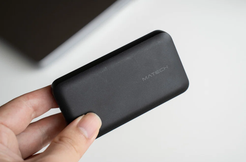 MacBookと買うべき周辺機器・アクセサリーのおすすめ15選【2026年