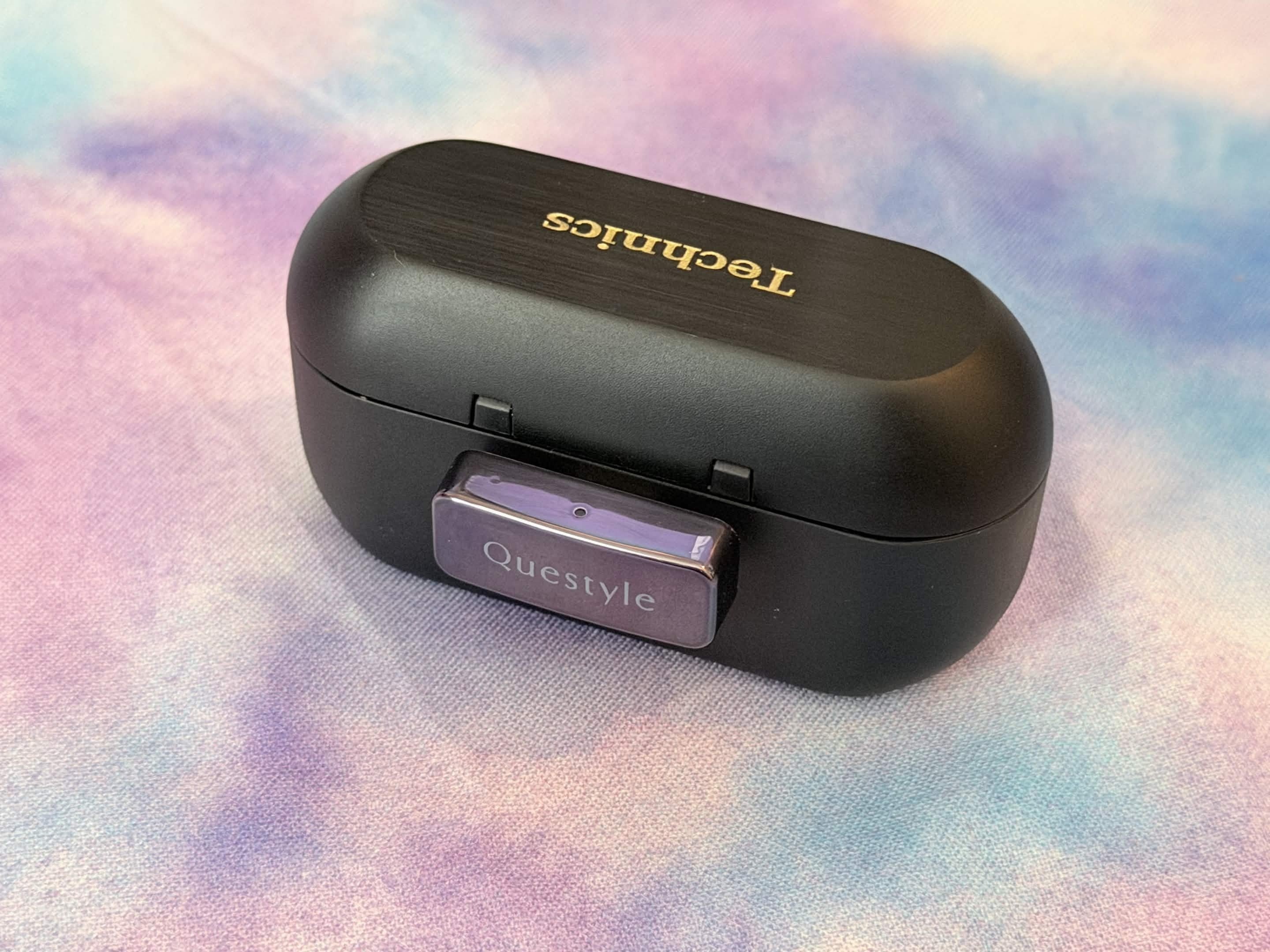 Technics AZ100 シルバー QCC dongle Proセット iPhoneの音楽をよりよい音質で【Technics EAH-AZ100・Questyle Audio
