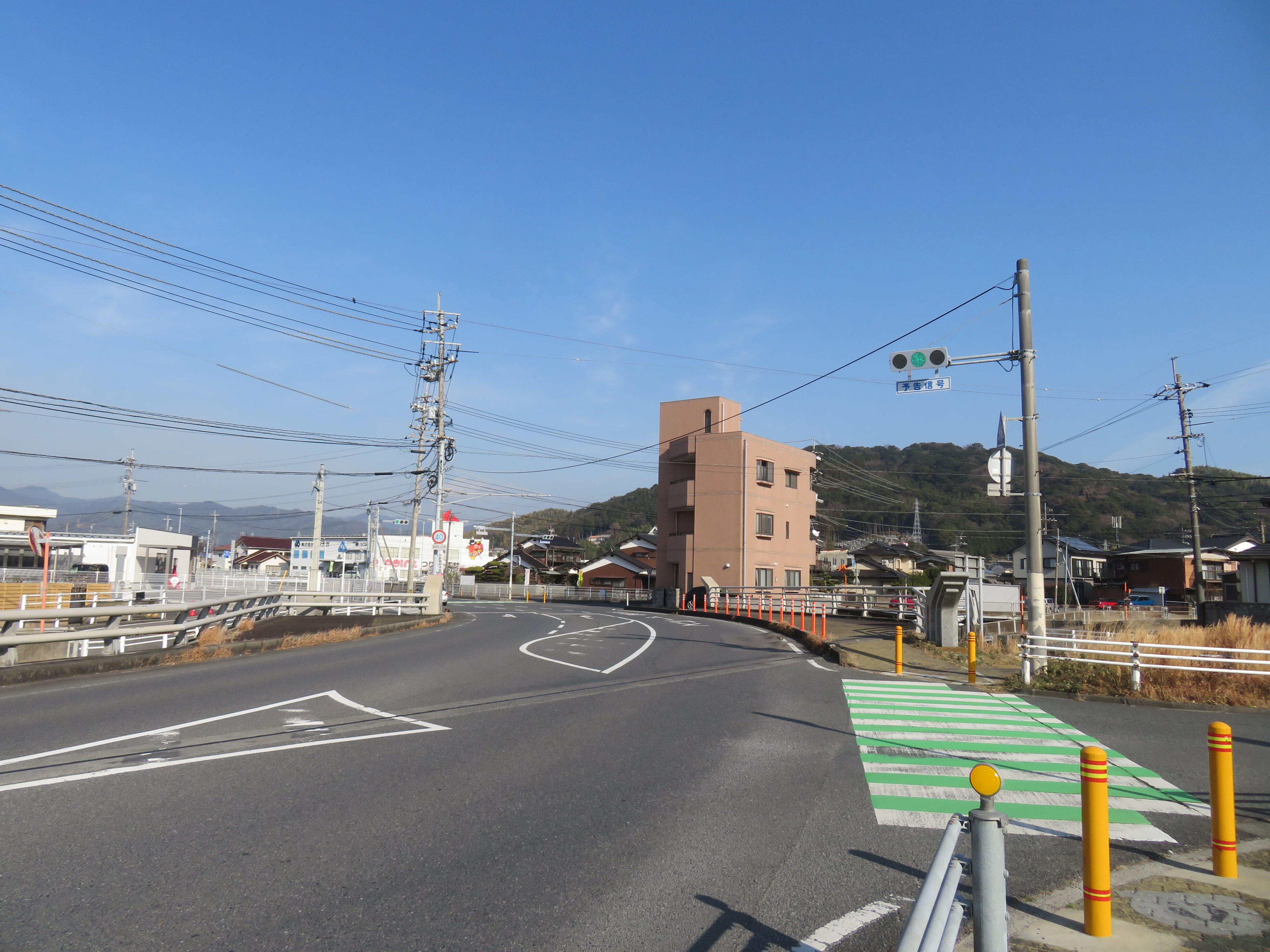 9268】太華橋西詰【山口県の信号機】｜るーと