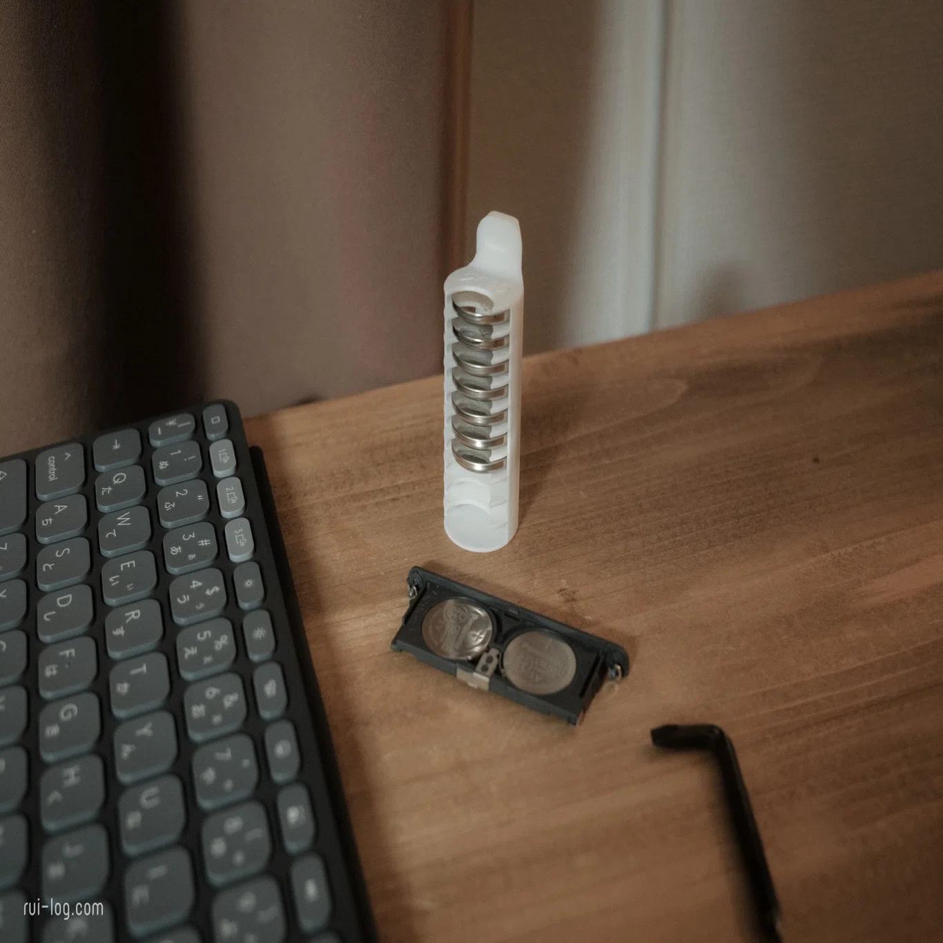 【US配列】 KEYS-TO-GO 2 for iPad 【動作確認済み】 ロジクール Keys-To-Go 2を通常版からiPad専用版に買い替えた話