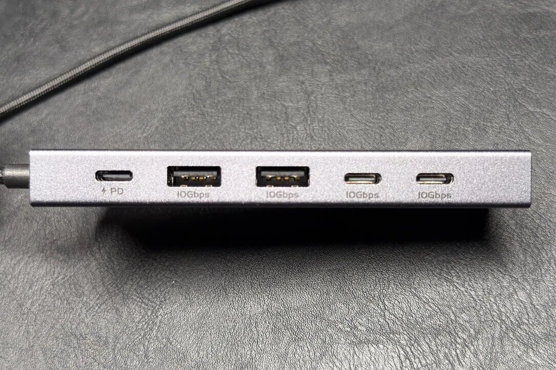 ガジェット】MacBook Airを買ってから、次に揃えた5つのもの｜箱館