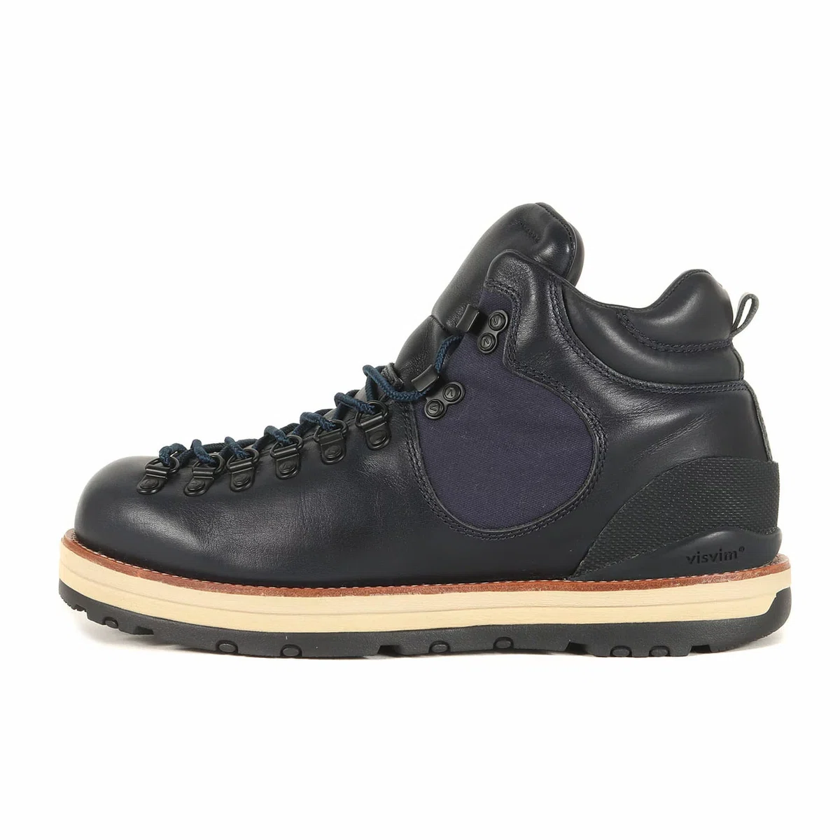 VISVIM（ヴィズヴィム）の全貌 ── 中村ヒロキが追求する