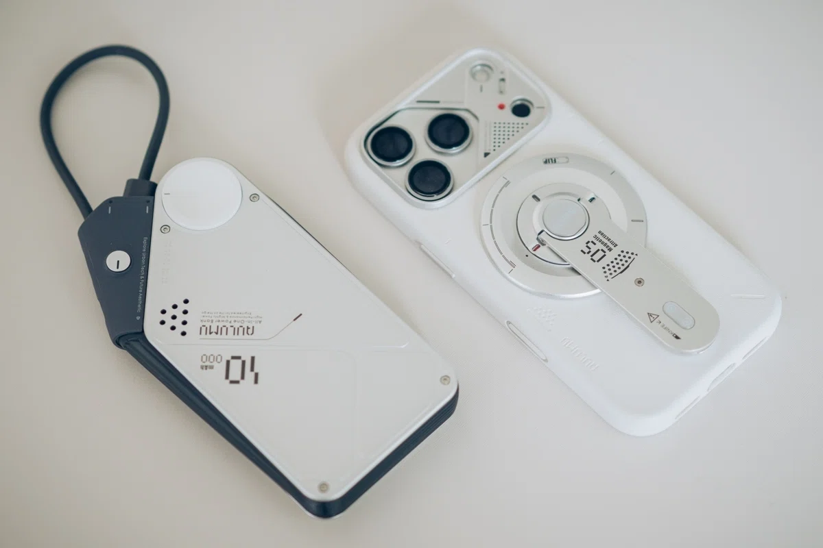 SF映画の小道具みたいなモバイルバッテリーが来た。AULUMU M10レビュー
