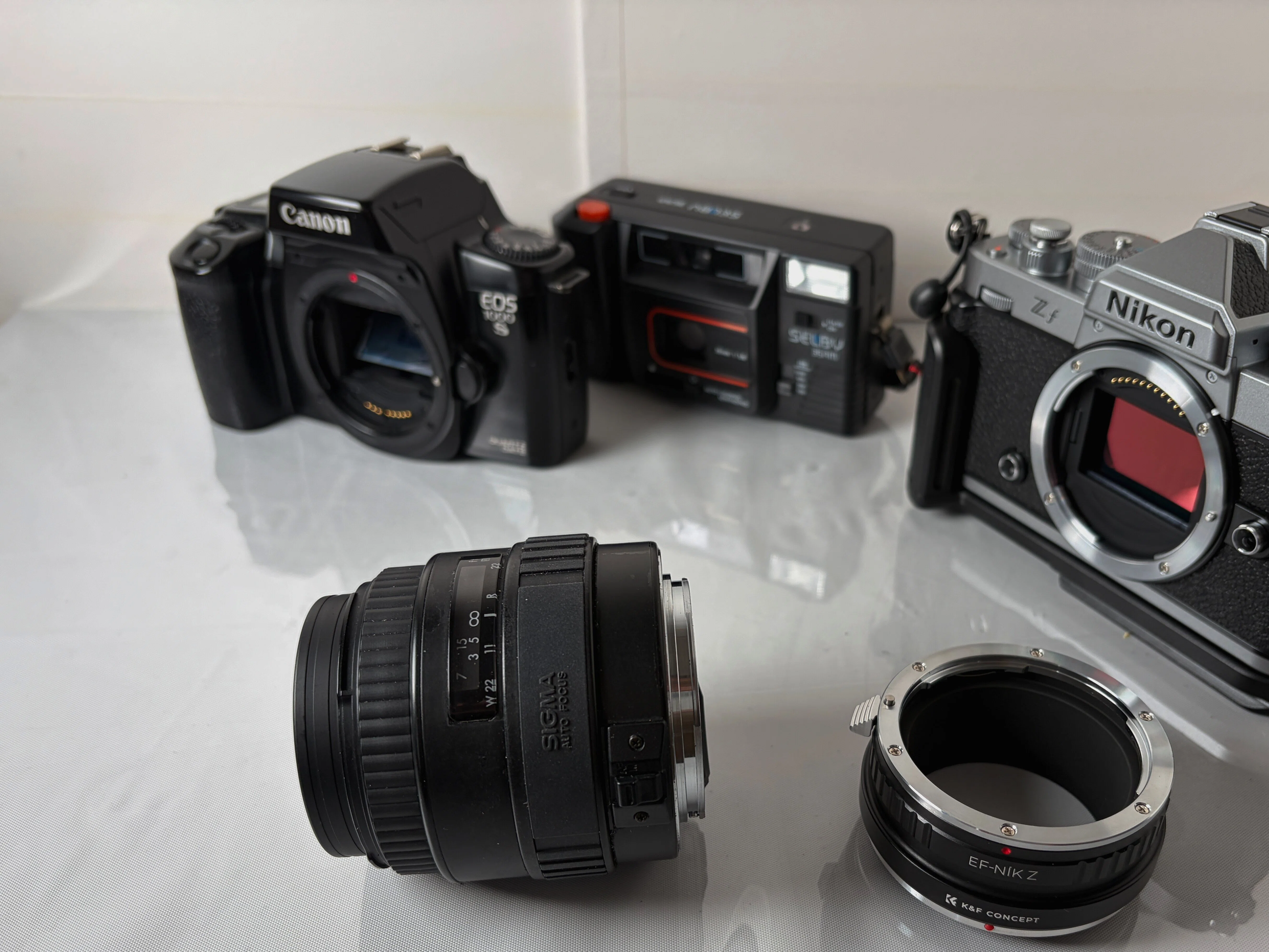 ガラクタは宝箱へ、優等生は悪夢の「X-HALF」へ。〜「写ルンです」から 