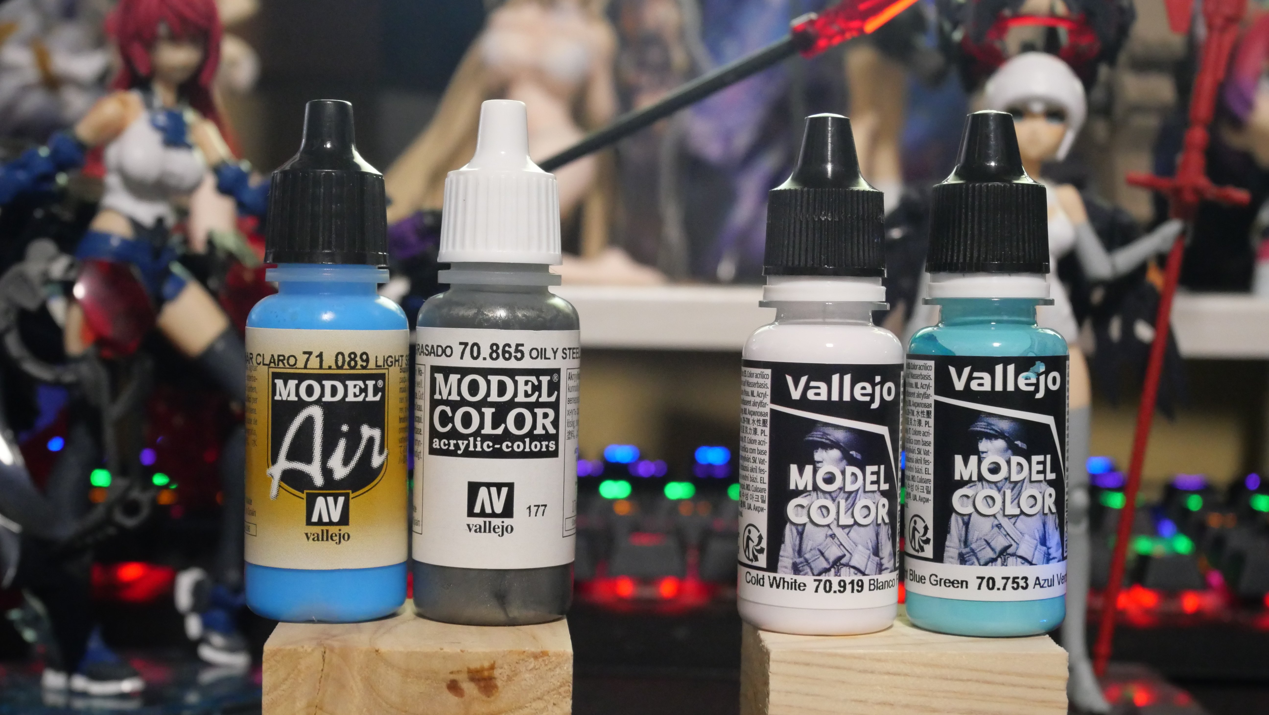 🧪 ファレホ塗料の種類と特徴ガイド｜ハジメ