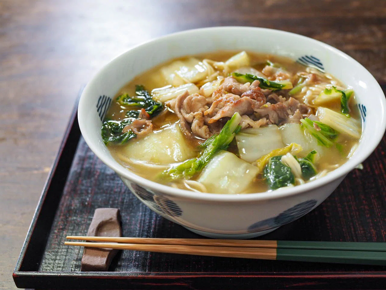 白菜 中華 丼