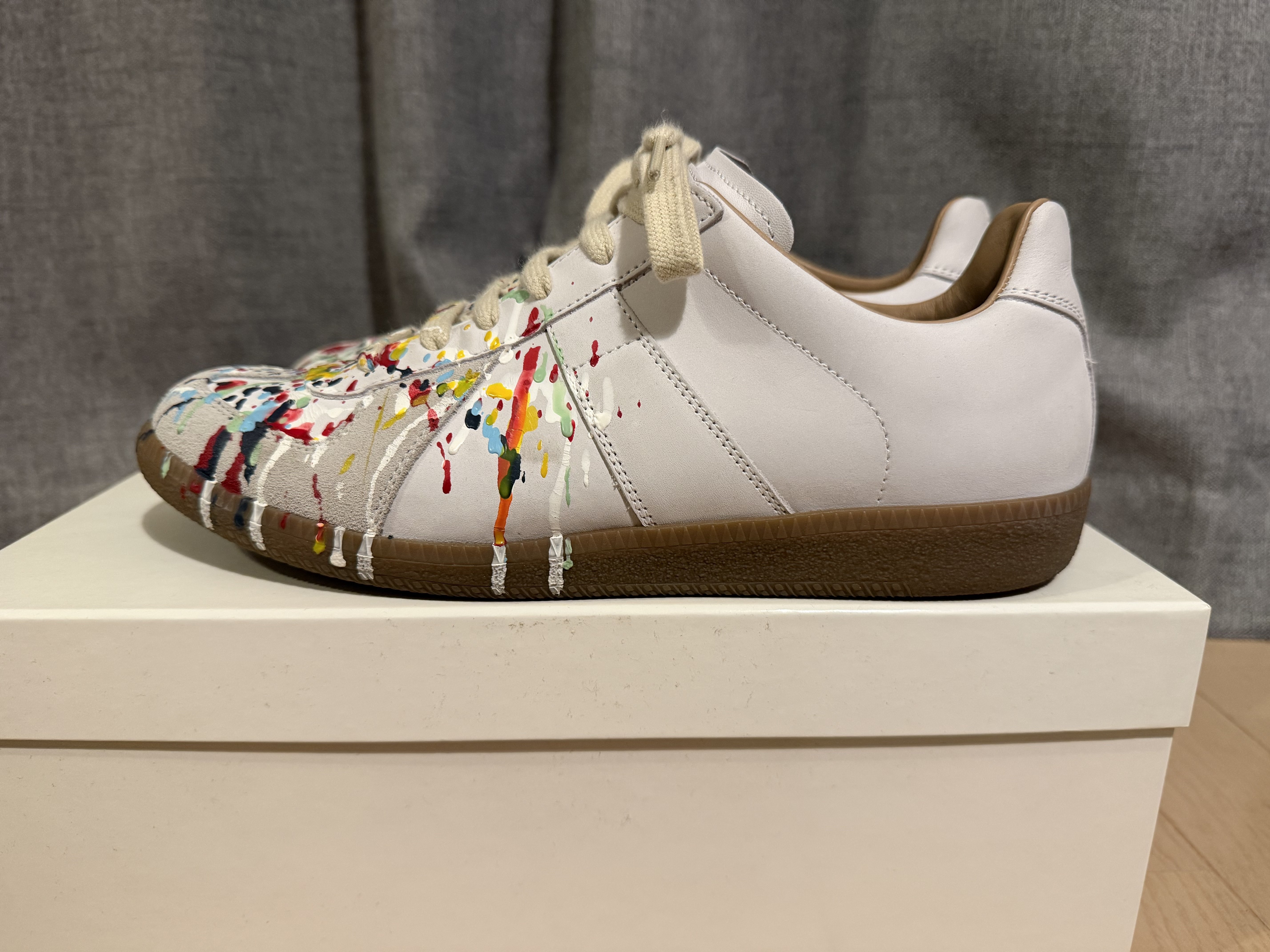 Maison Margiela 22 レプリカスニーカー(ペイント)｜YUKI
