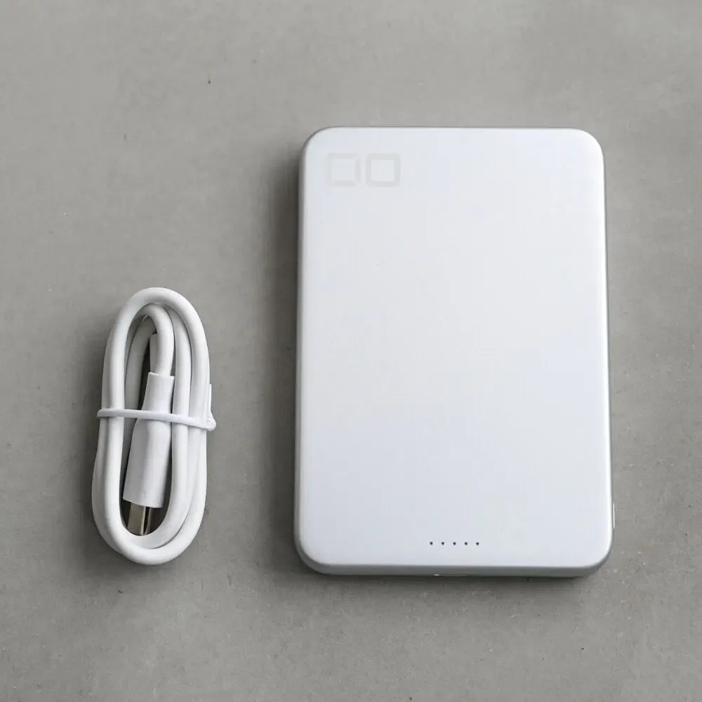 CIO SMARTCOBY SLIMⅡ Pro 8Kをレビュー！マグネット吸着でスマホと