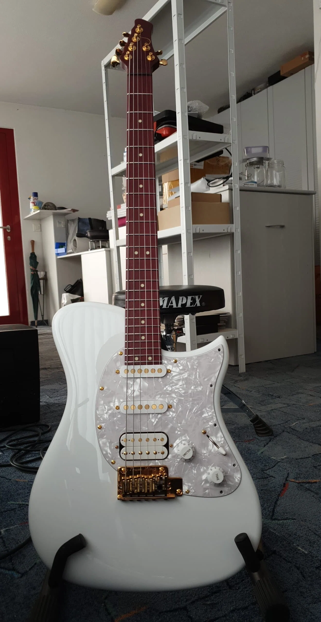 A Visit to Soultool Guitars in Switzerland 1｜Neuvellaxe