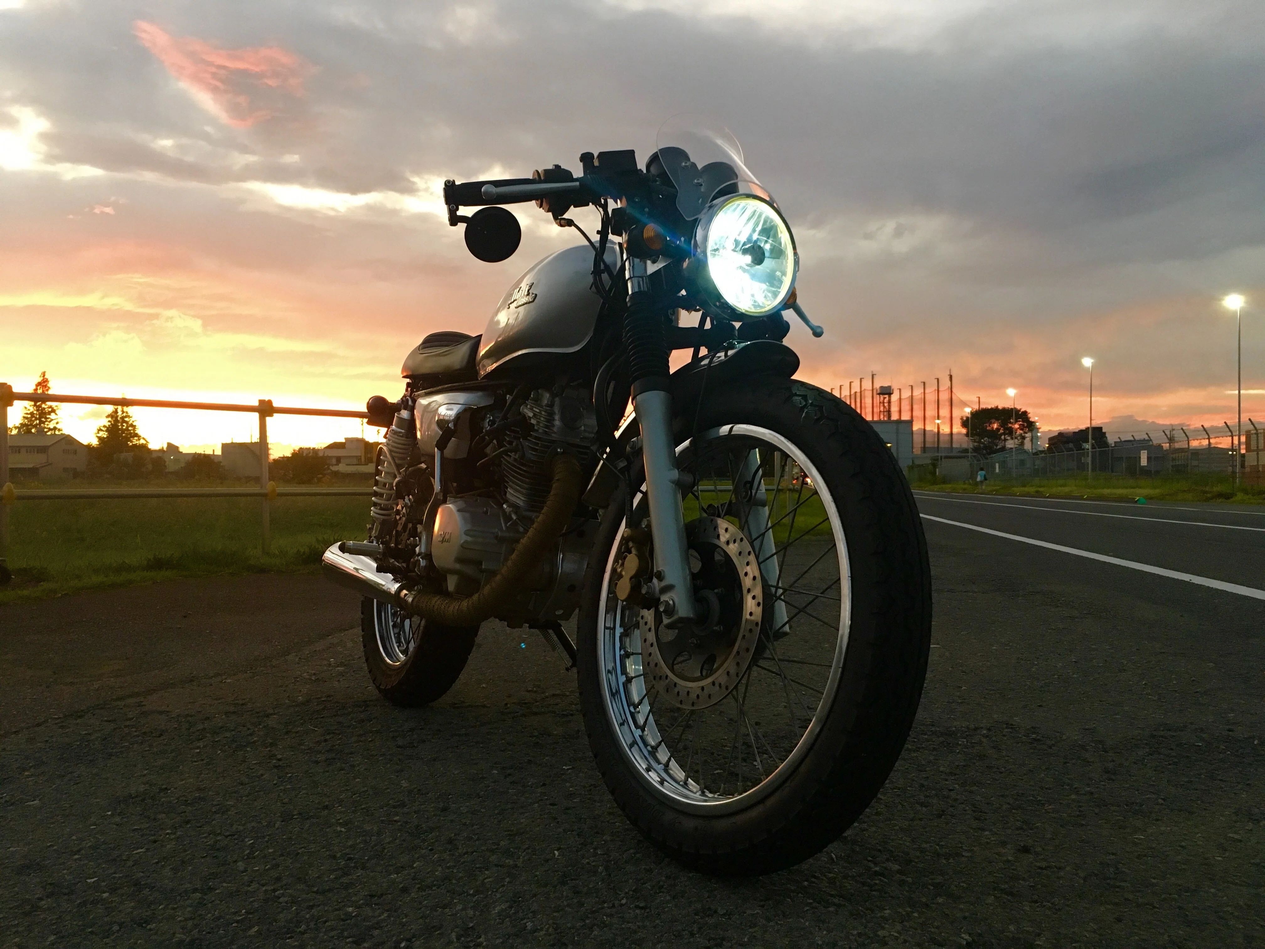🏍徒然なる記録 ~ 原付をカフェレーサー風にカスタムした話 ~｜fish