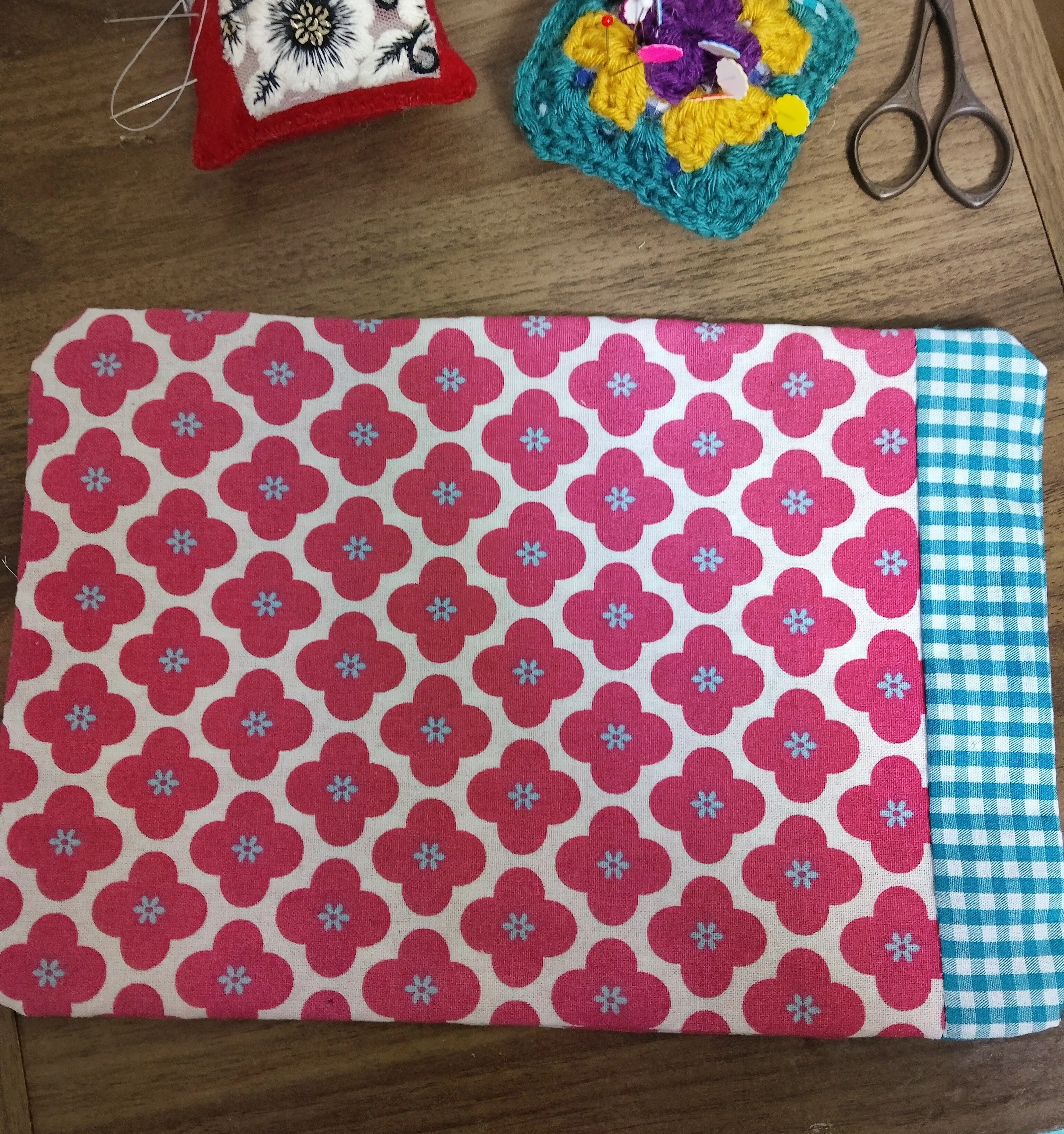 チクチク手縫いでカフェマットを作りました🧵🪡｜Iroha