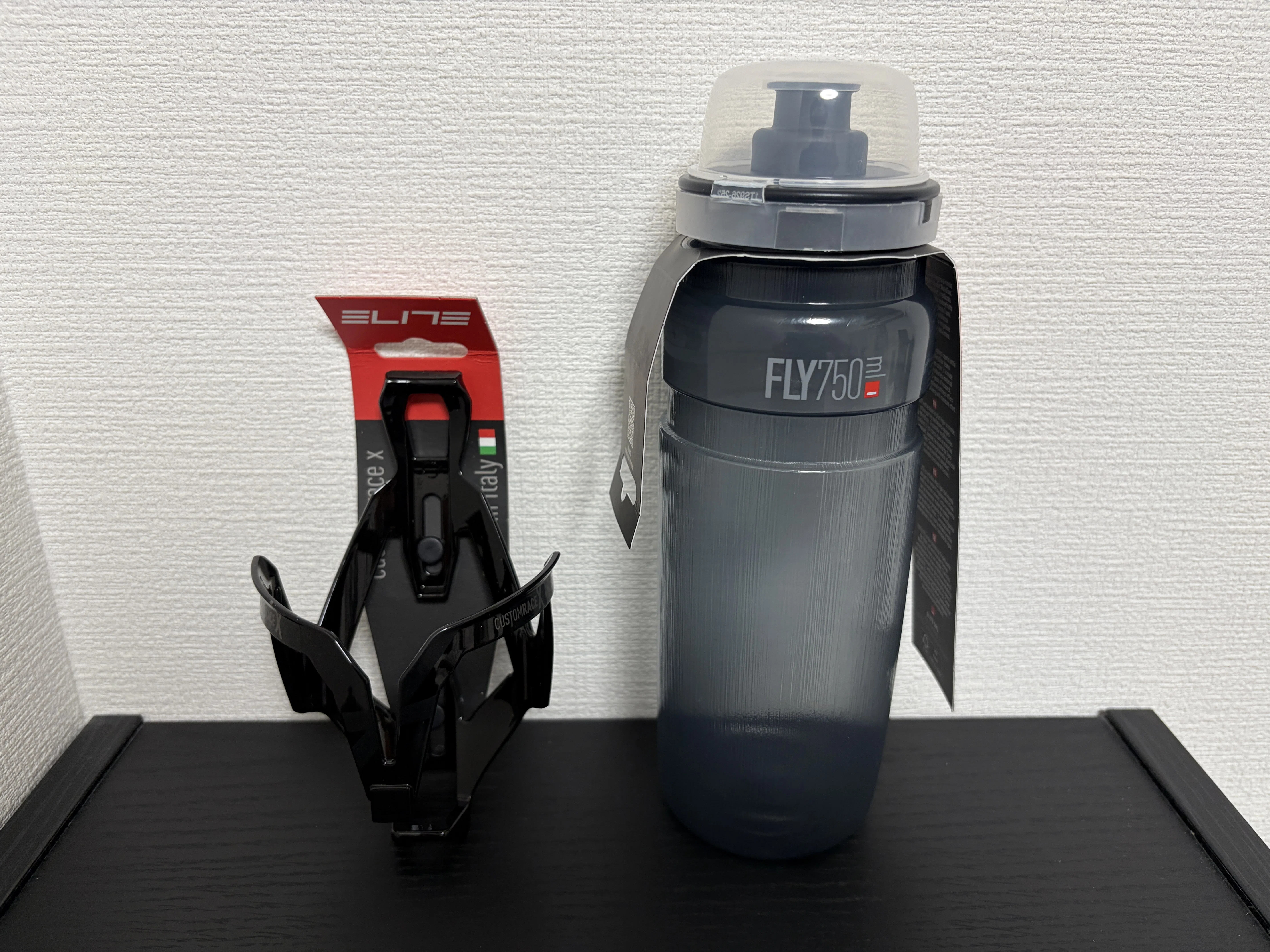 ELITE製 自転車用吸水ボトル、(マペイ柄)ELITEゲージ付き クロスバイク用にエリートのボトルとボトルケージを購入｜ラスク