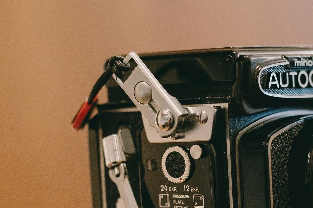 Minoltacord 二眼レフカメラ レザーケース付き Minolta AUTOCORDの収納ケース【カメラ周辺】｜yugesun