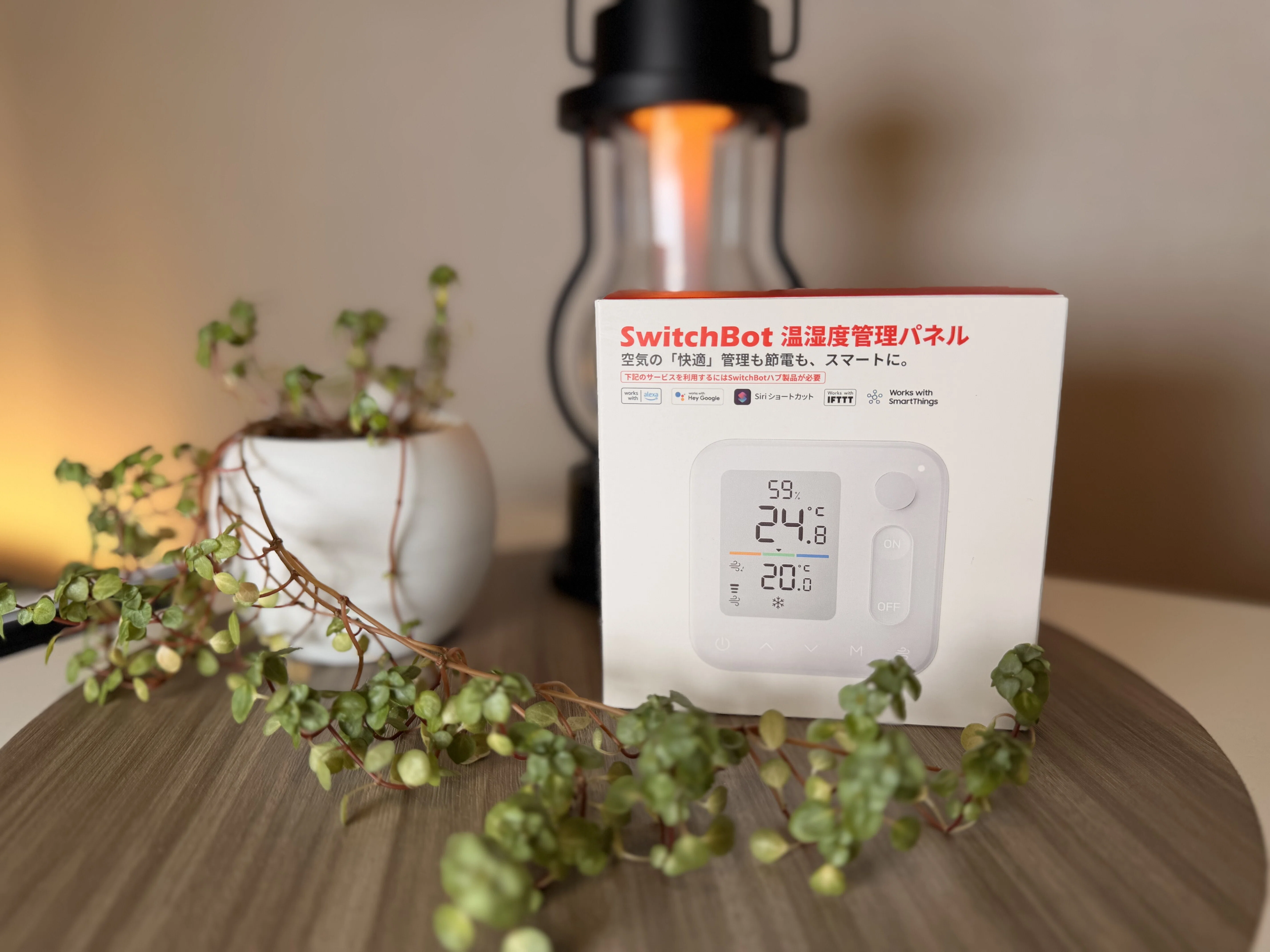 レビュー】SwitchBot 温湿度管理パネル｜部屋の温度を見て、そのまま