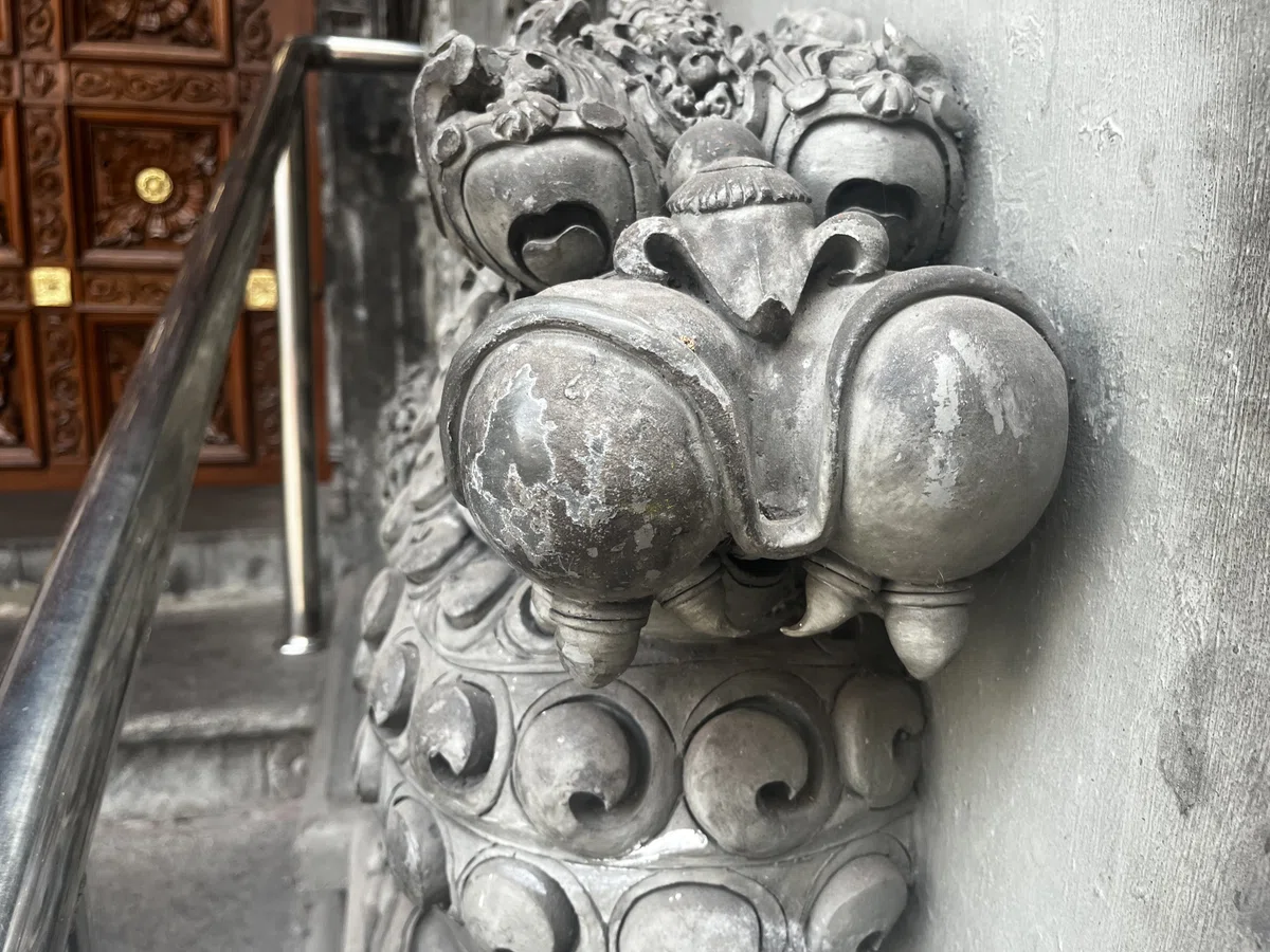 ほっぺたがかわいい 神話 寺院