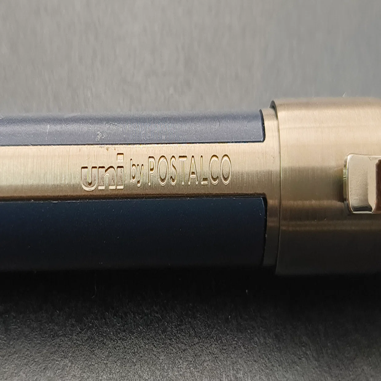 最終値下げ【限定】uni by POSTALCO LAYERED_バーガンディ 最終値下げ【限定】uni by POSTALCO LAYERED_バーガンディ 【公式通販】