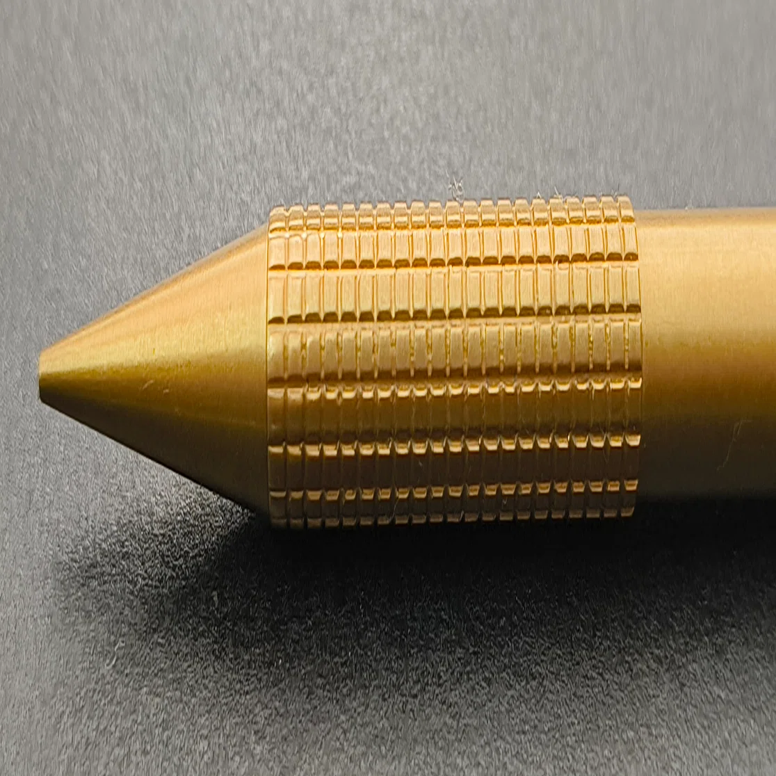 Taylor Stitch The Mechanical Pencil in Brass｜KAWEkollektor