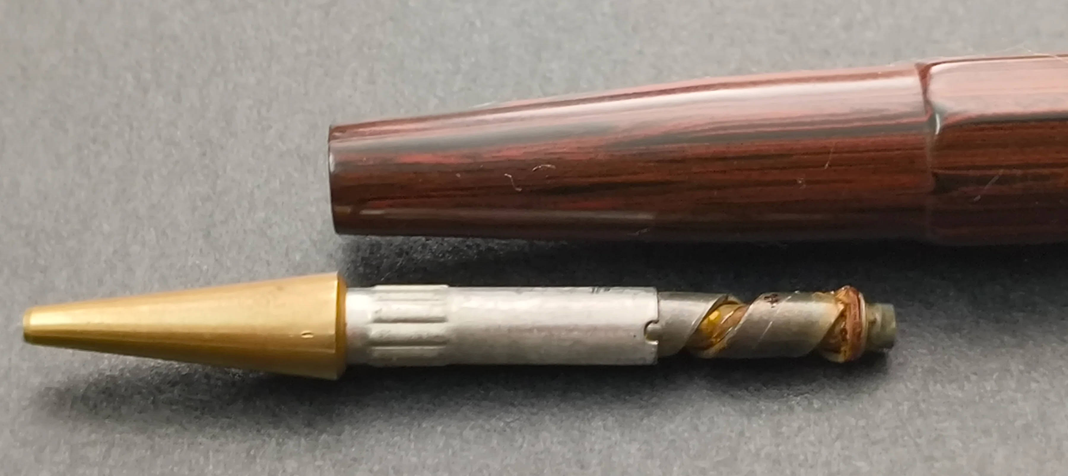 h&m Gutberlet Ebonite 1.18mm Pencil｜KAWEkollektor