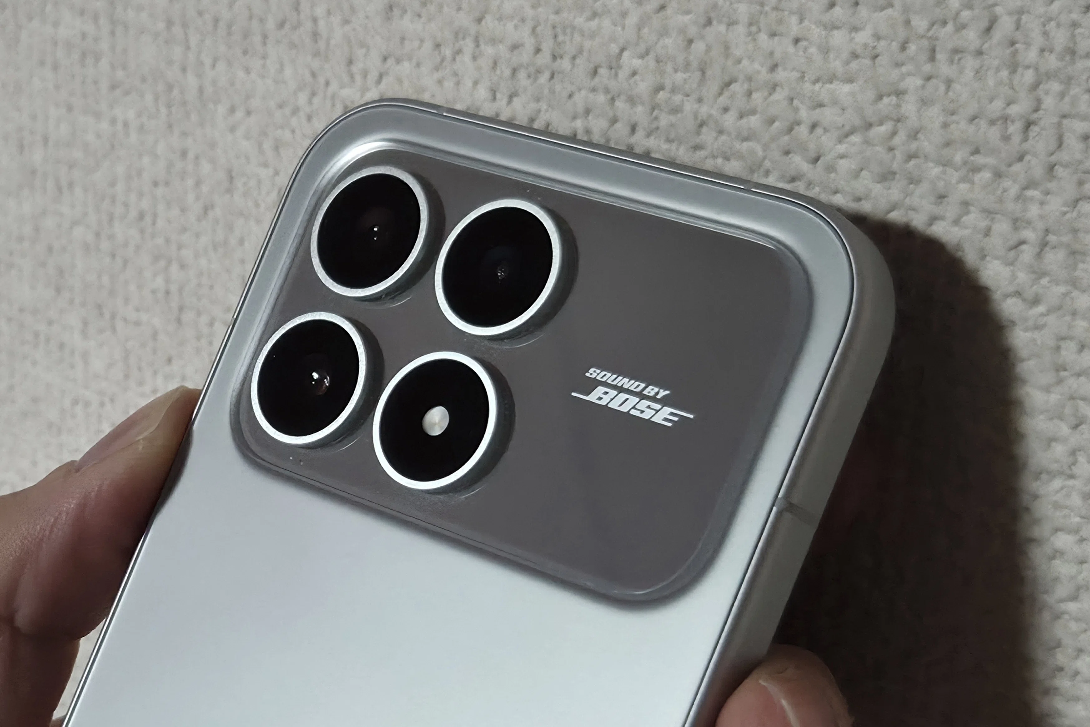 POCO F8 Pro レビュー】音響面は◎チップは型落ち。程よく楽しめる