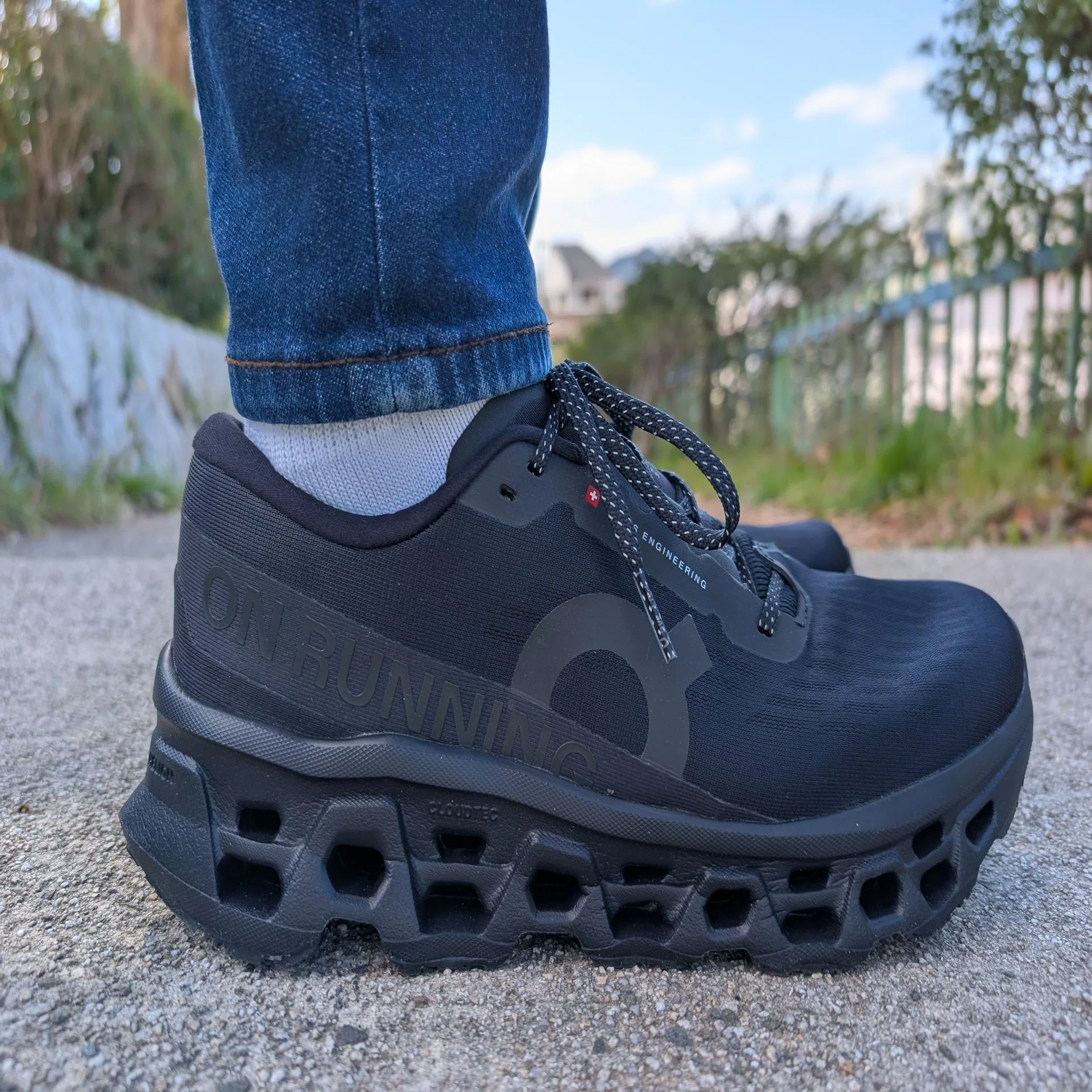 I tried wearing the all-black Cloudmonster 3 for everyday use 