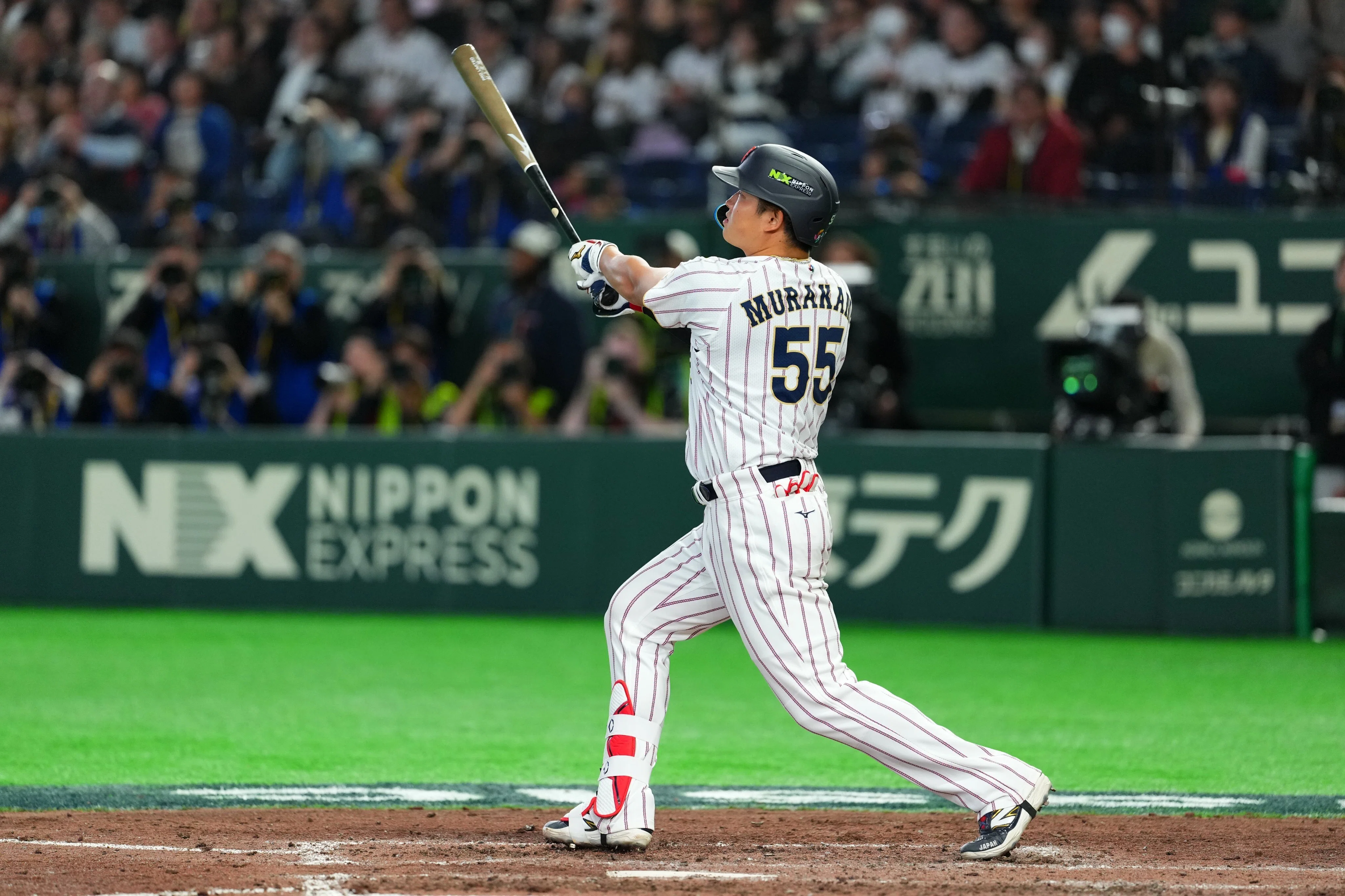 WBCチェコ戦戦評 重苦しい雰囲気を周東・村上の本塁打で変わった。いざ