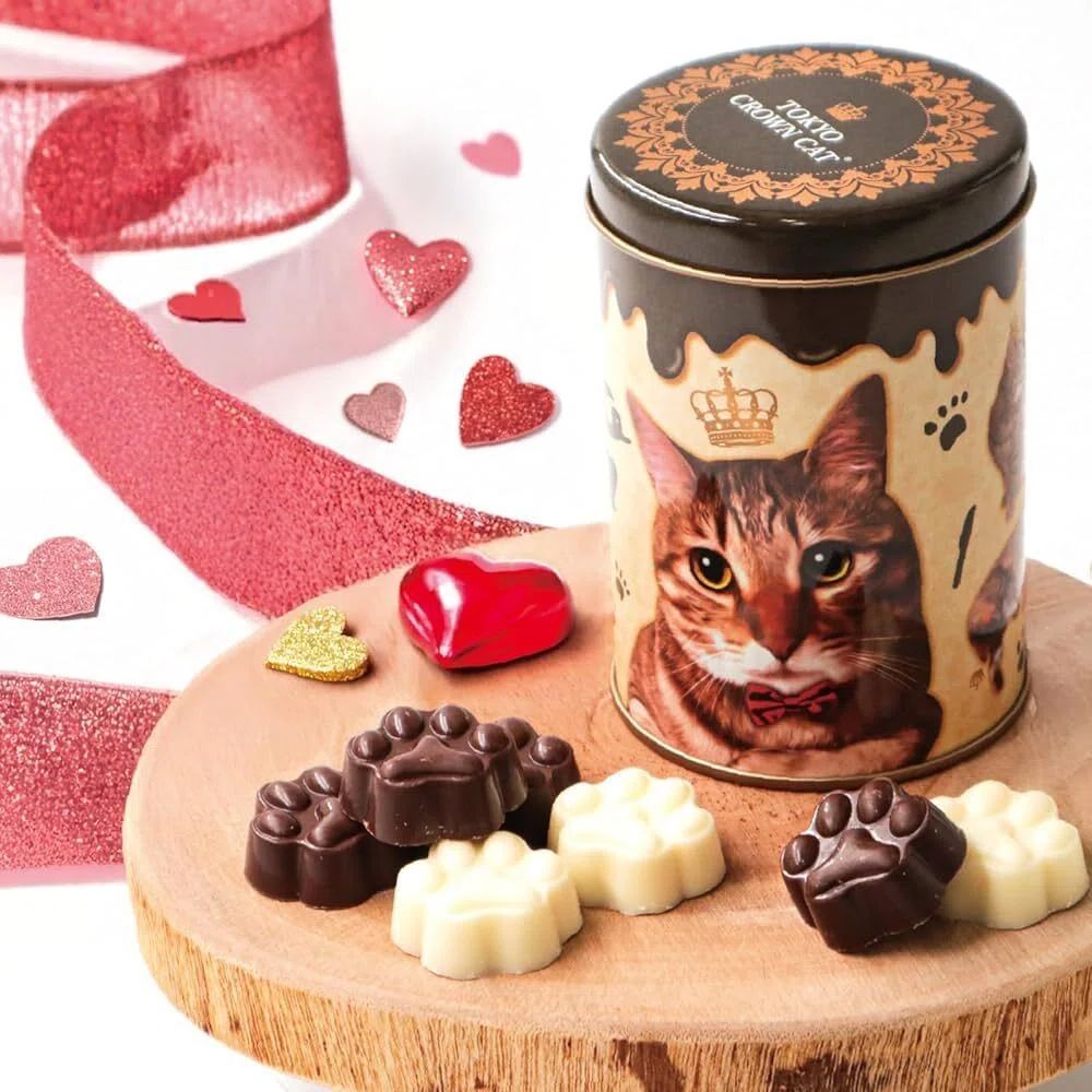 ꫛꫀꪝ✧食べたくなっちゃう王冠のホワイトチョコレート猫ちゃん'sヘアゴム♥️ 🐱ホワイトデーのお返しにおすすめ 猫系チョコレートランキング｜つなくろ