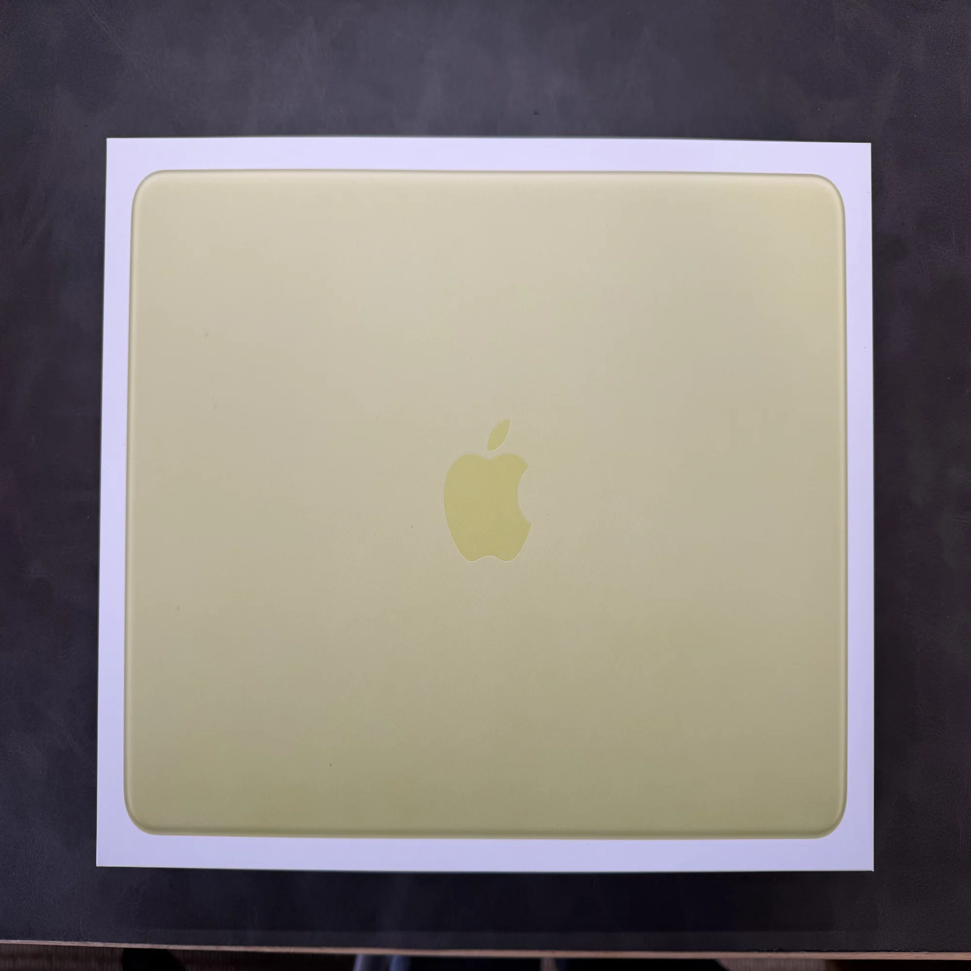 MacBook Neo（シトラス）を開封！第一印象レビュー｜福田伸也 / Shinya 