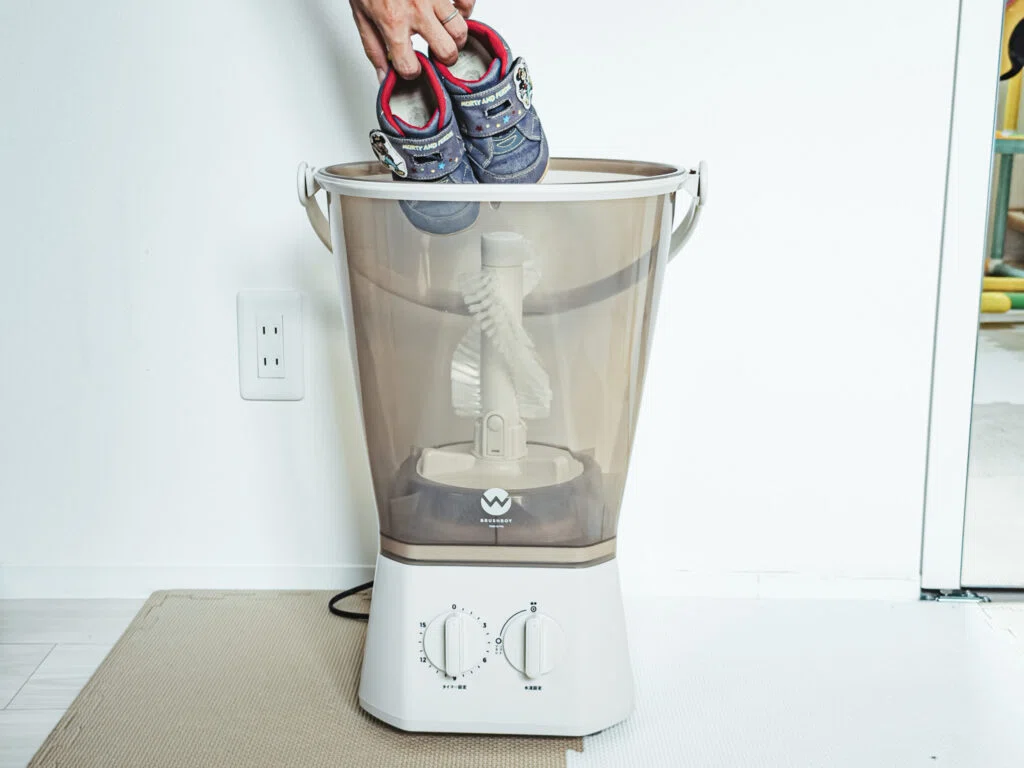How I Automated Washing My Kids' Shoes with the 'Brush Boy' Bucket