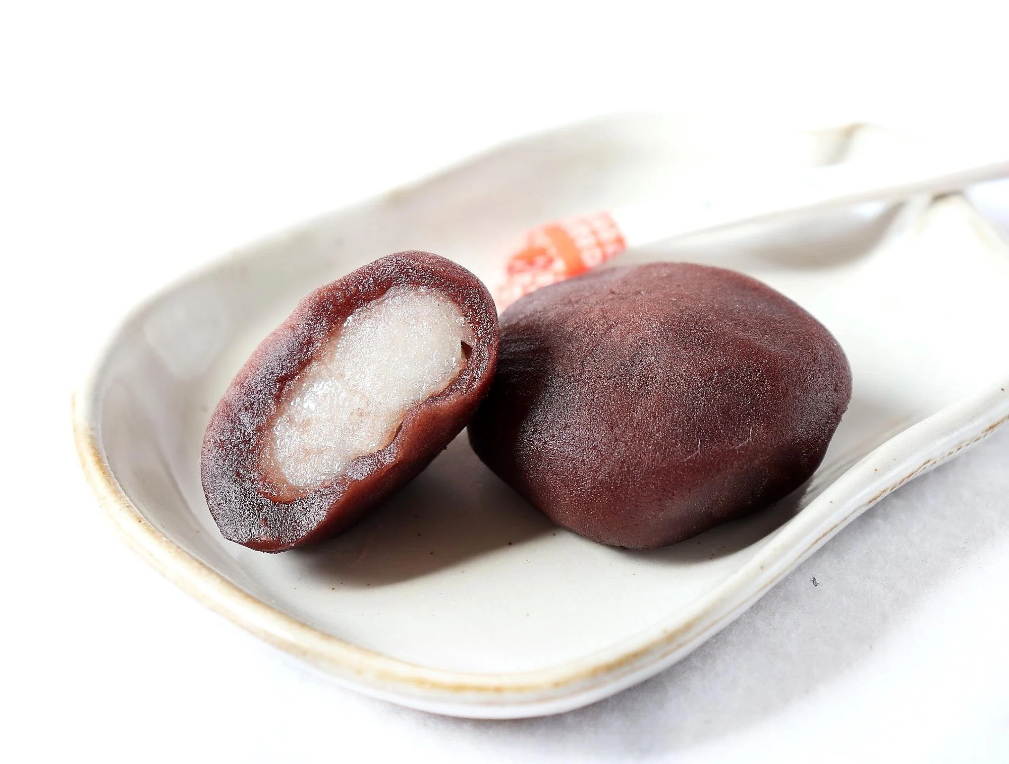 これは普通の和菓子じゃない。驚きの秘密が隠された、江ノ島名物「難