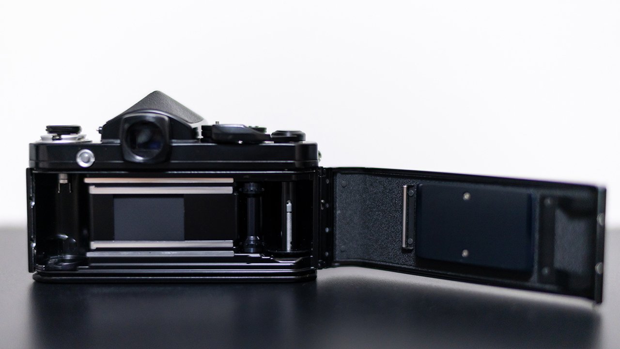 NikonニコンF2 フィルムカメラ フィルム初心者が選んだ「ニコンF2」――完全機械式の頂点、数あるニコン