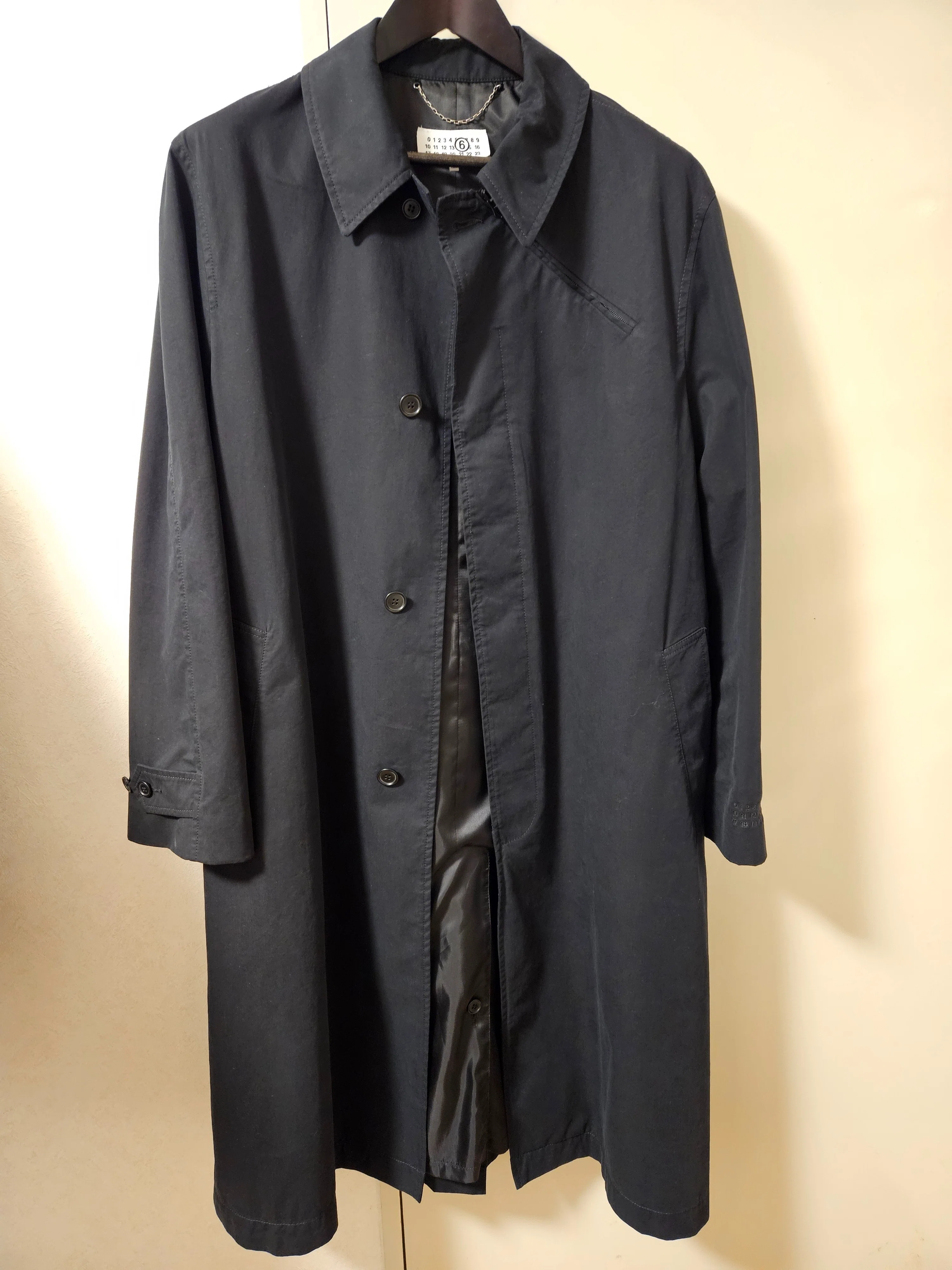 服好きミニマリスト(志望)、 ワードローブの思考整理をする｜G新井