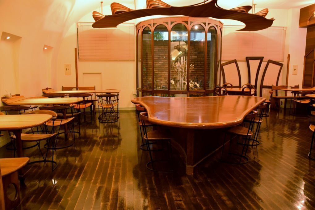 ビルができた1986年から変わらずこのデザイン