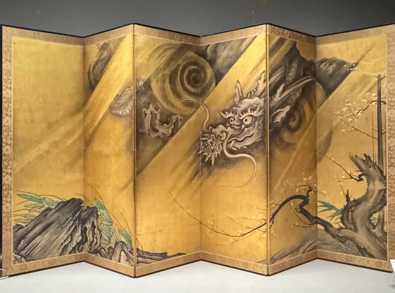 美術館で体験する、非公開の禅寺空間ー妙心寺・天球院の襖絵