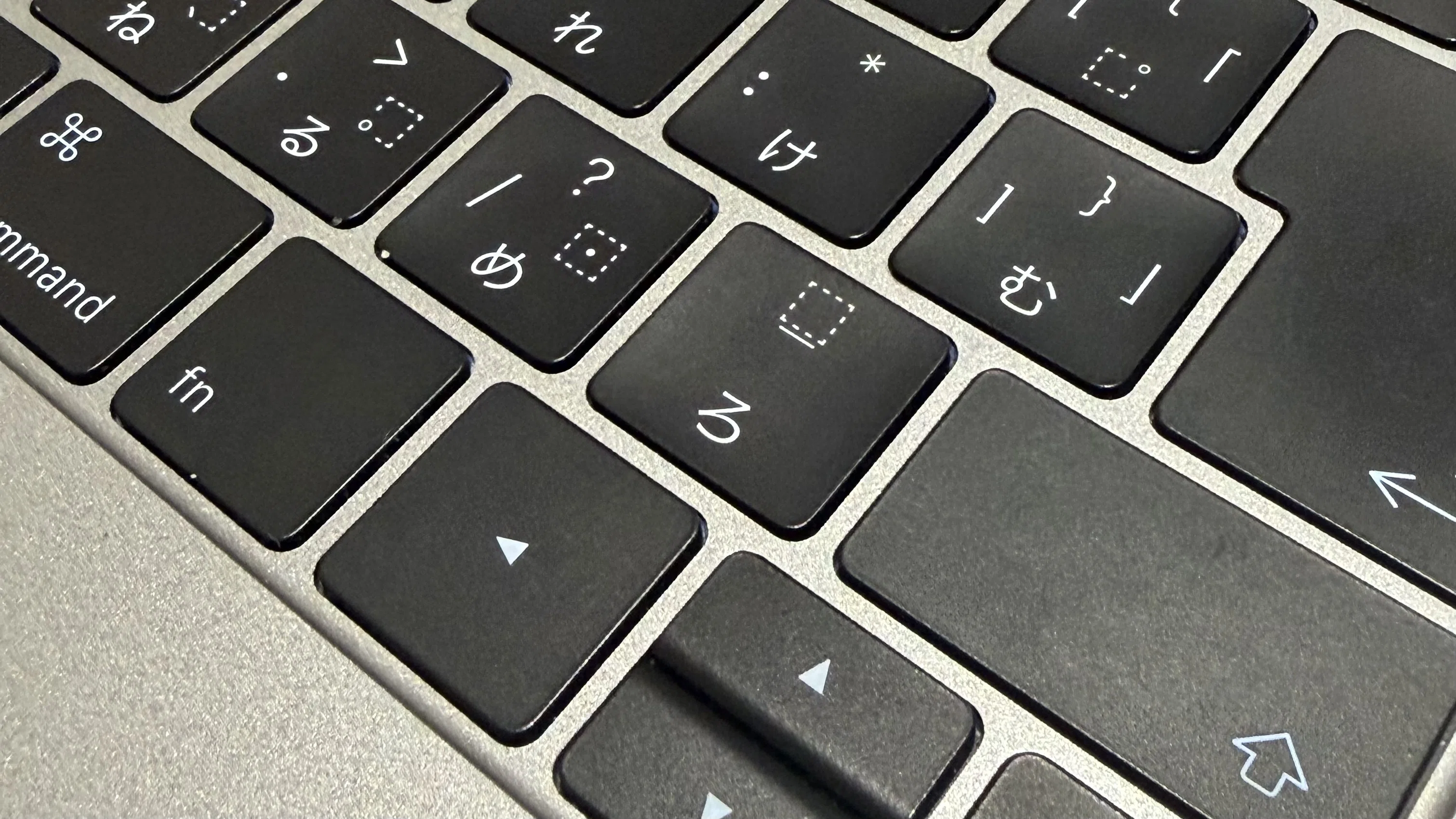 MacBook Neo のベンチマーク測定 〜M1と2017年式軽量MacBook 12inchと