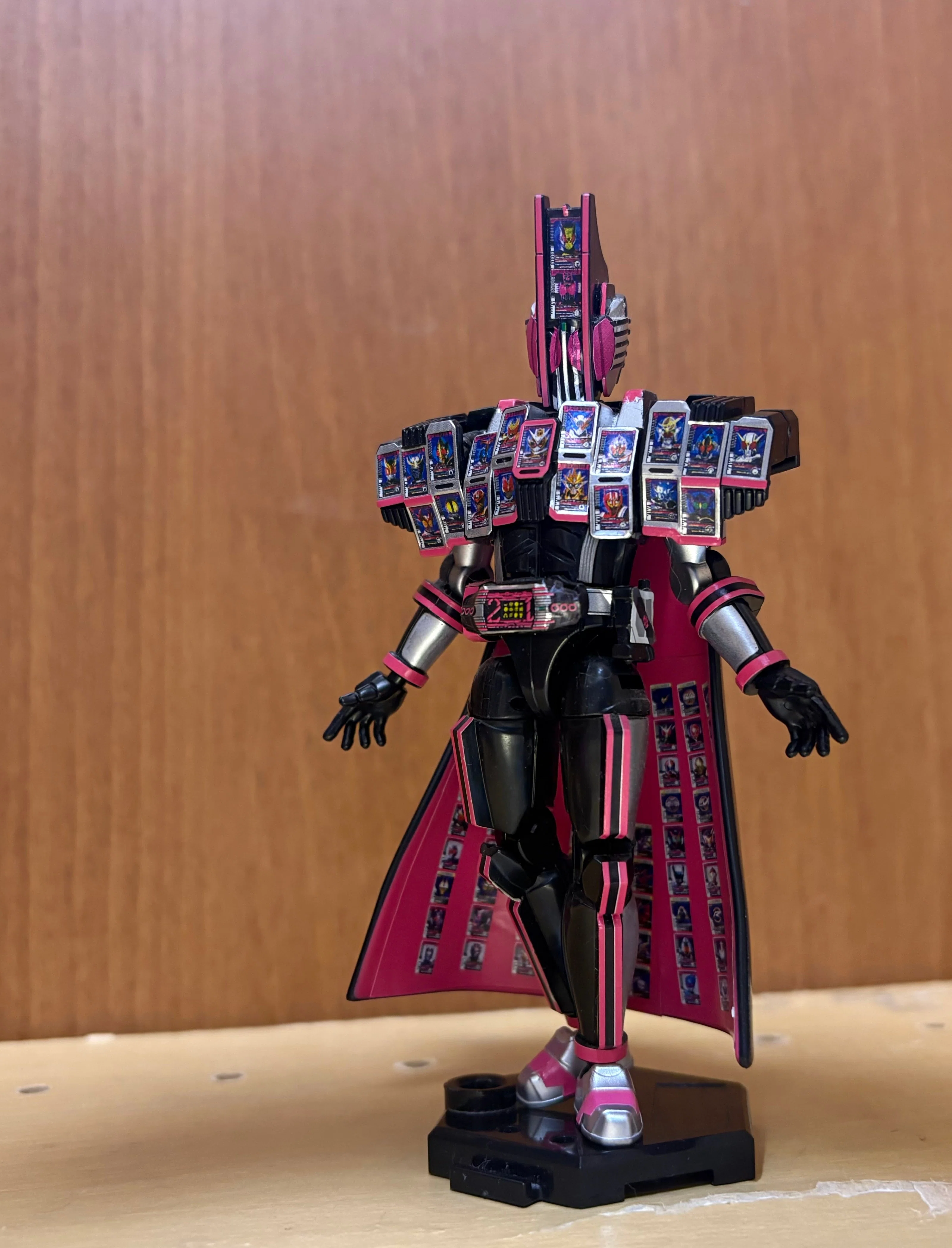 掌動 仮面ライダーディケイド コンプリートフォーム〜ﾌｧｲﾅﾙｶﾒﾝﾗｲﾄﾞ〜｜ゆー