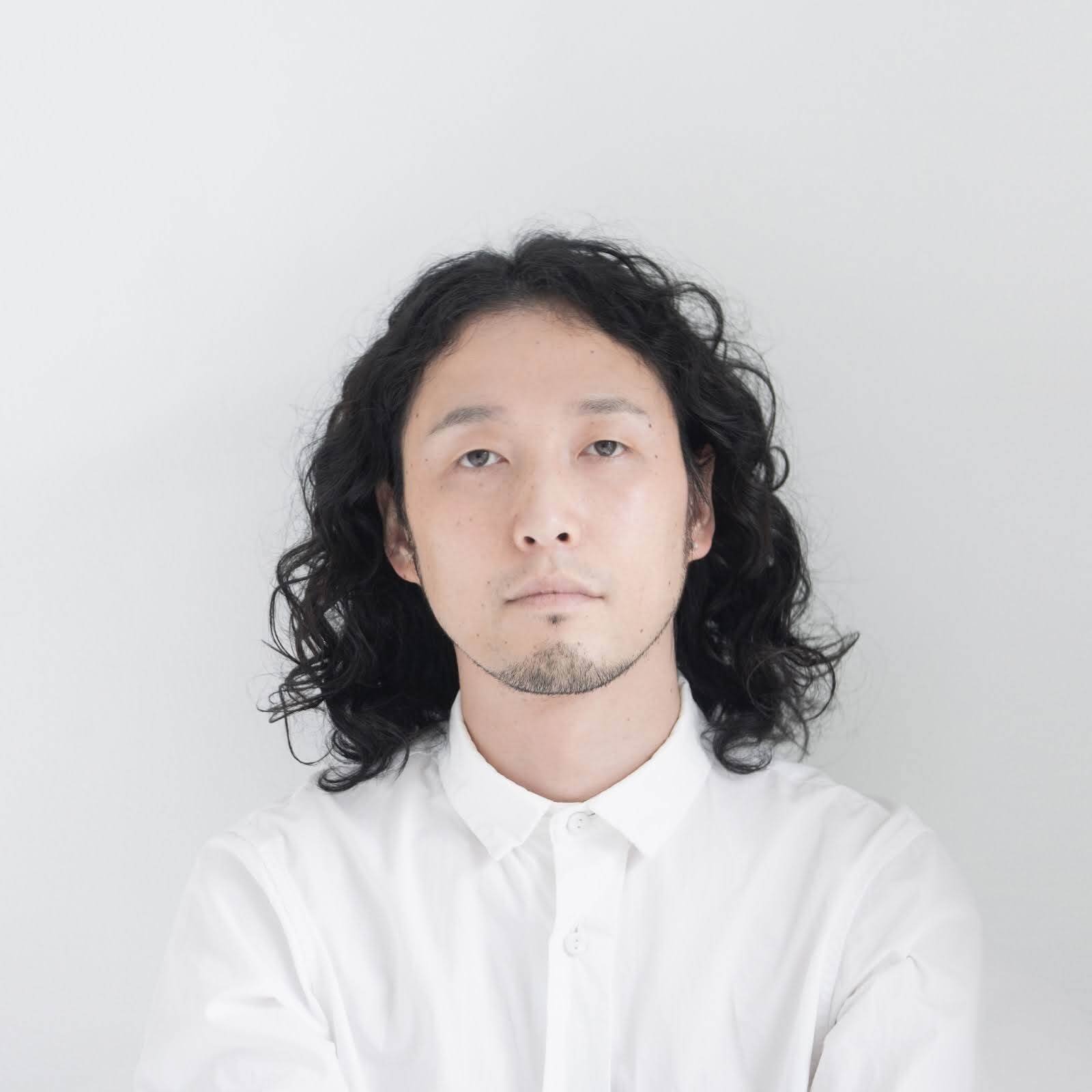 デザイナー角田陽太☆スコラデスク&スツール☆ 角田陽太 - 注目のデザイナー - デザイン情報サイト[JDN]