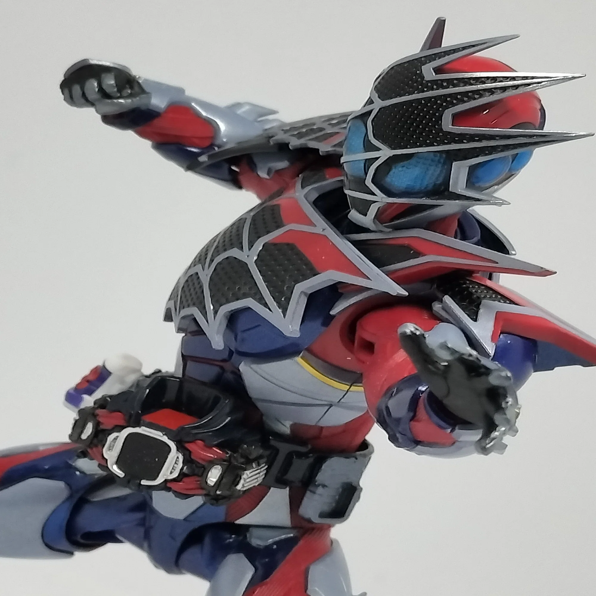 S.H.Figuarts 仮面ライダーデモンズ スパイダーゲノム｜ノアス