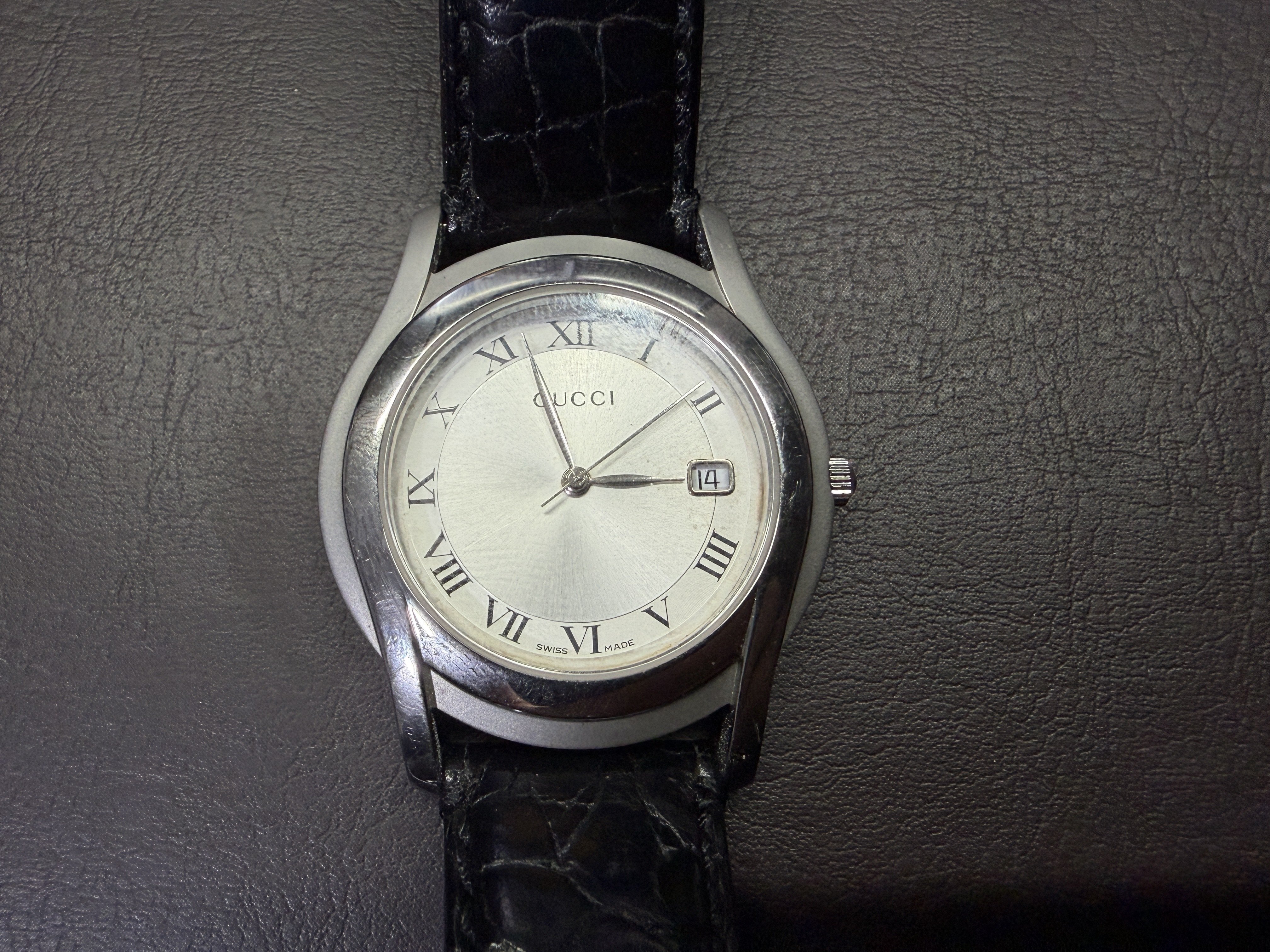 GUCCI 5500M 腕時計の修理 できひん｜ドイのnote