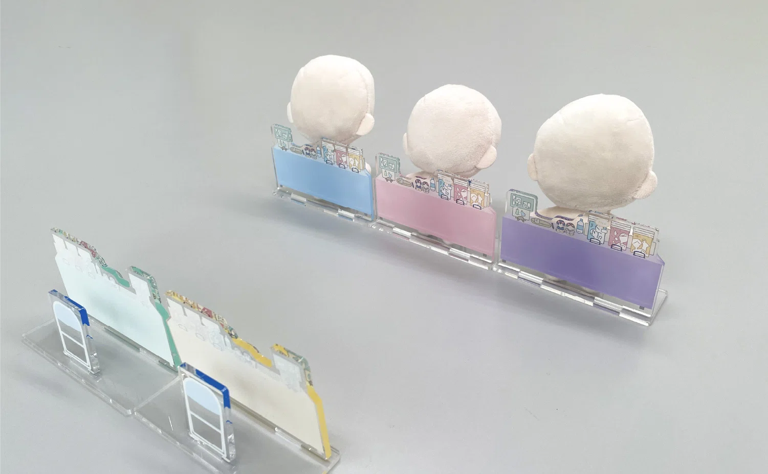 ぬい・パペを可愛く飾って撮影♪ミニチュア装飾「アクリルぱぺスタンド 