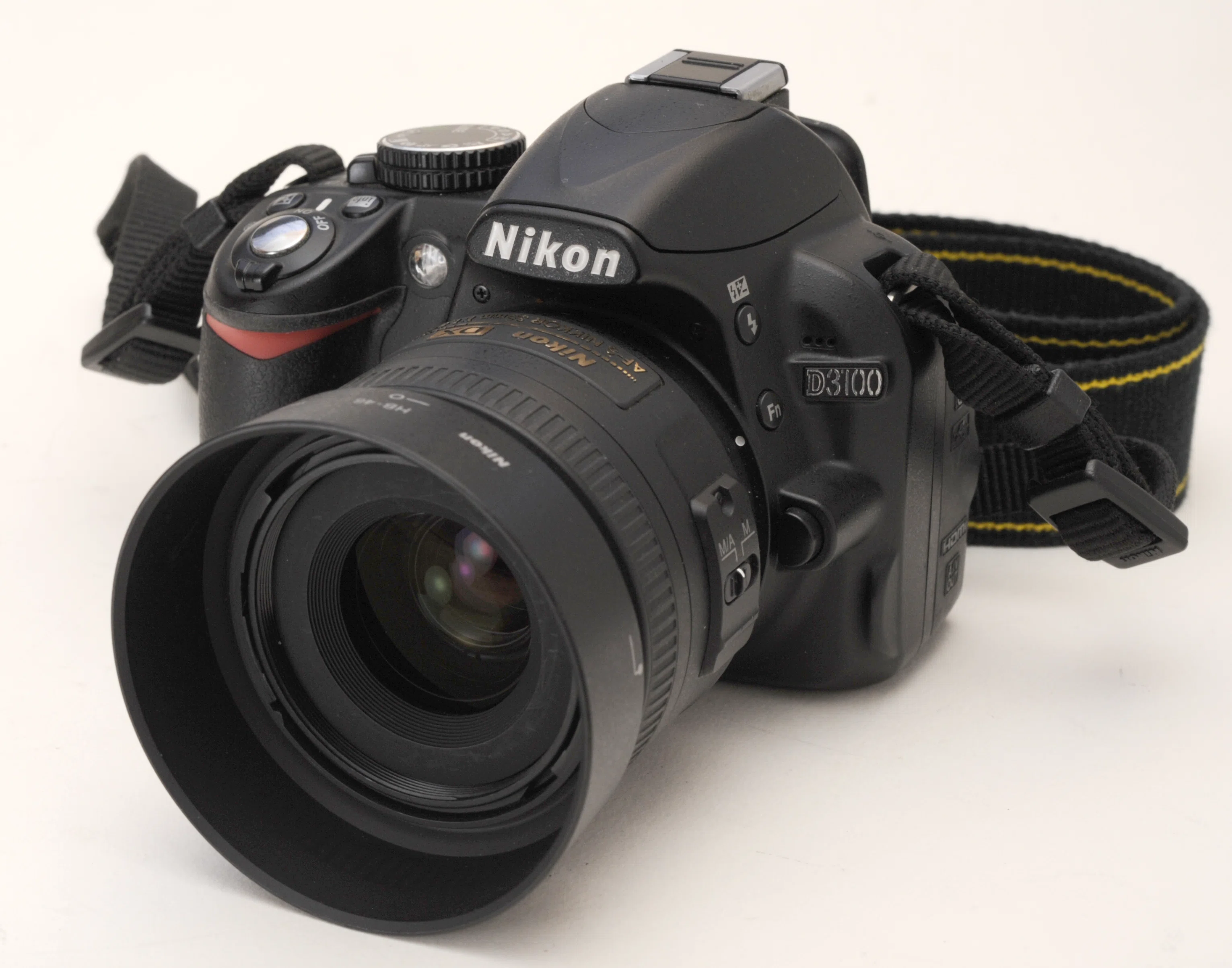 D3100でAiニッコールを使うときは露出モードM｜オジサンの流儀【充電中