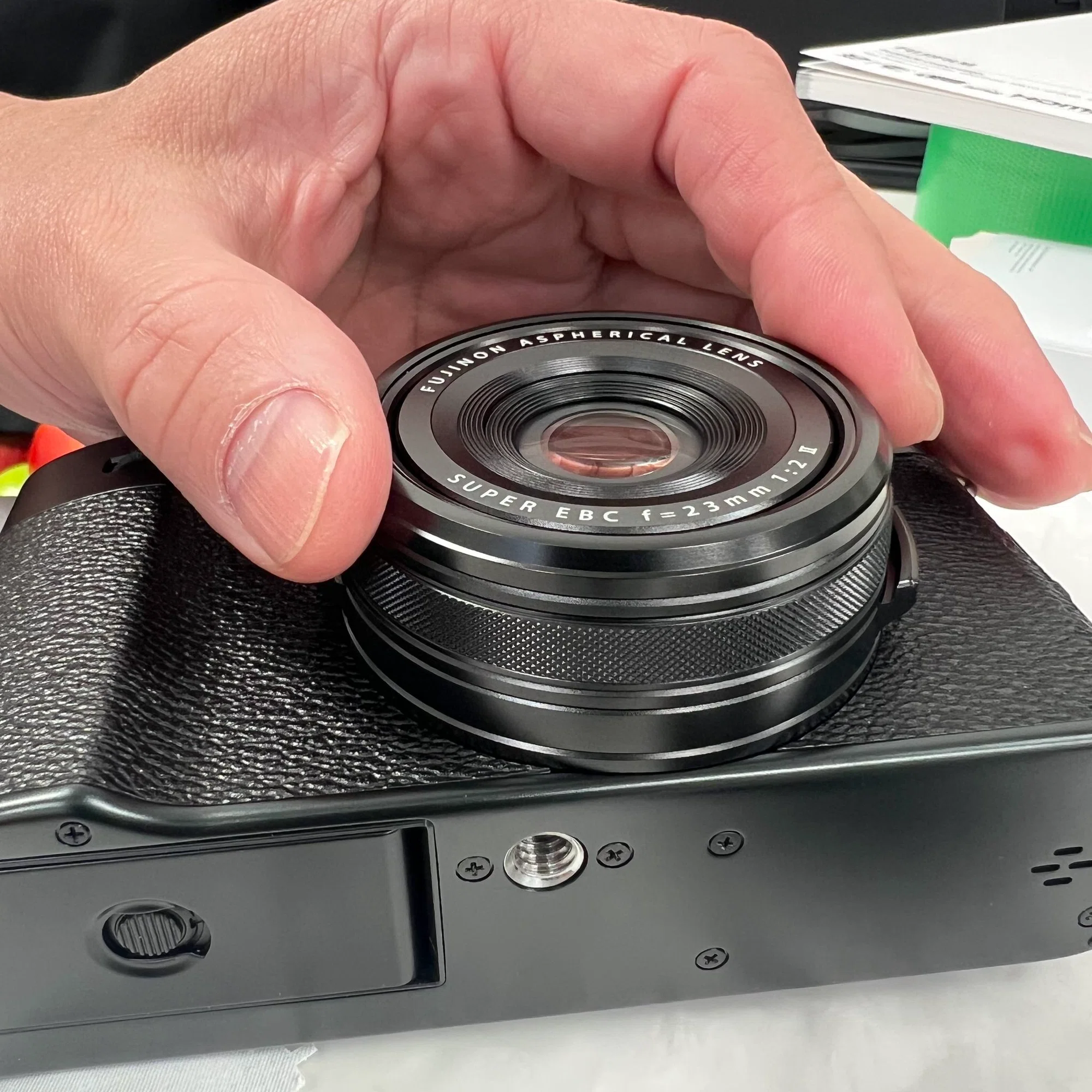 X100VIにNiSi NC UV フィルタを装着｜天辰健一