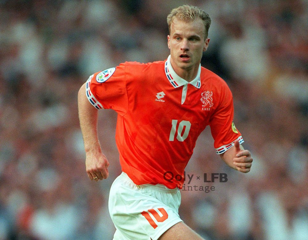 今年で30周年！オランダ代表、選手を写し出す「Euro1996」ユニフォーム
