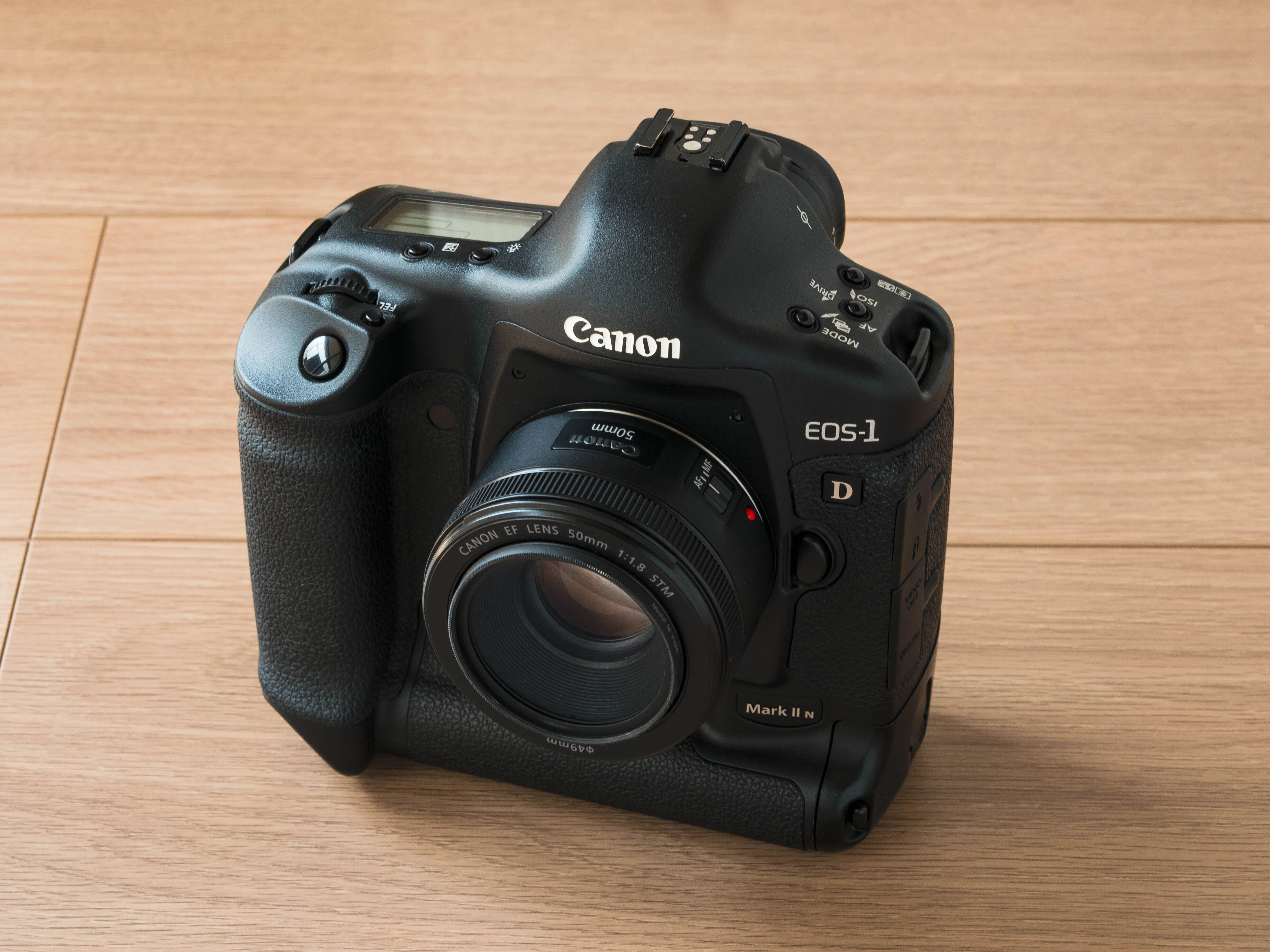 人生一度はフラグシップカメラ｜Canon EOS-1D Mark II N｜kan