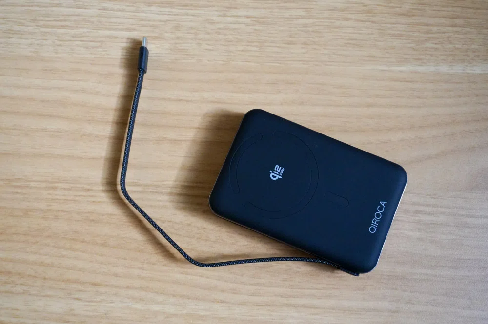 USBケーブル持ち運ぶならCIO カラビナ付きケーブルホルダーがGOOD