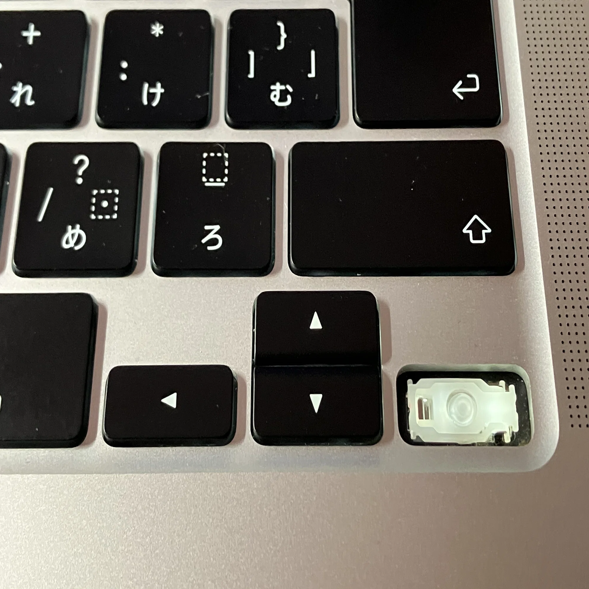 ジャンク MacBook Proを Windows11 にして延命する｜最後のインテル機 