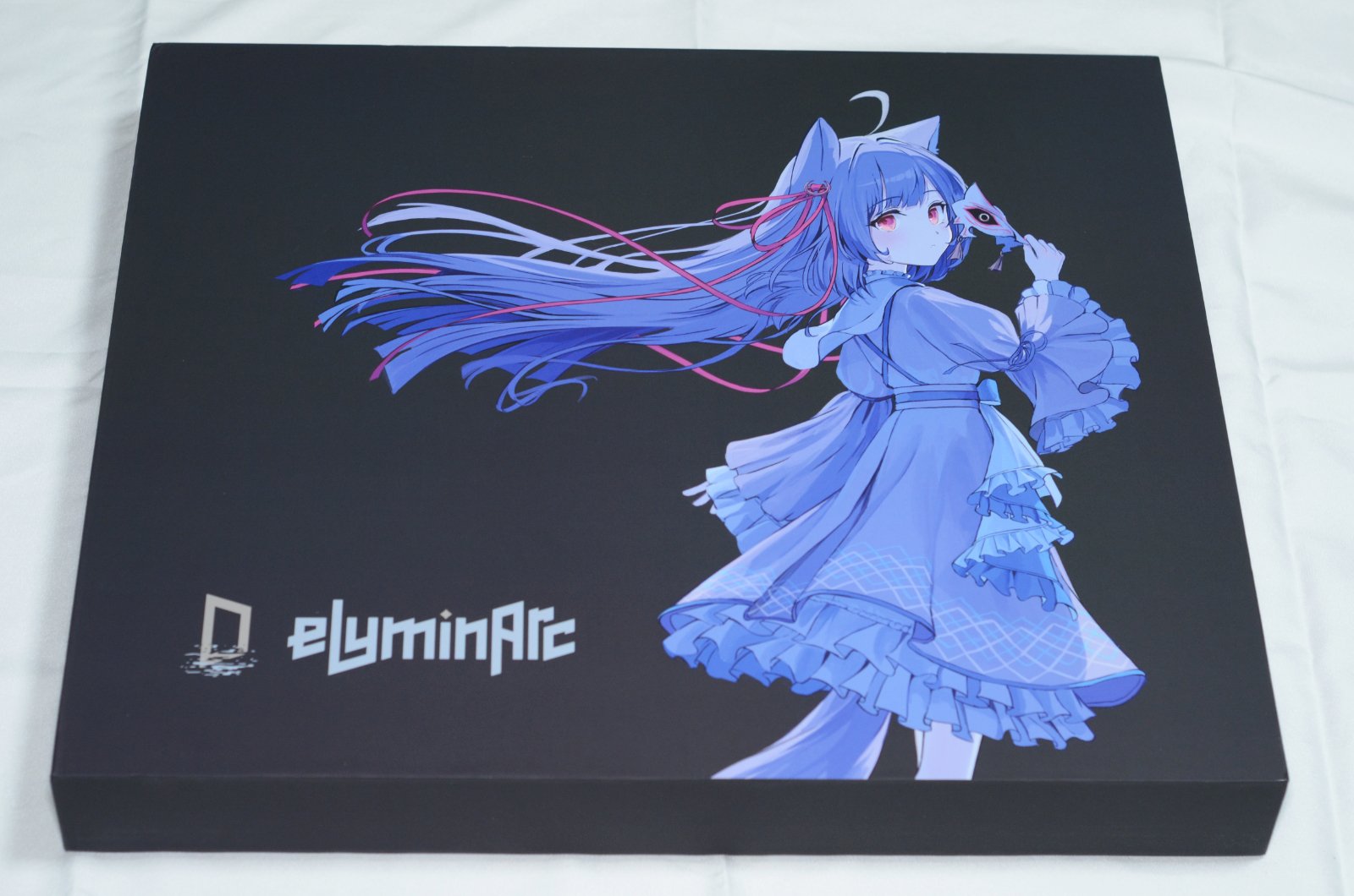 eLuminArc 月灯 発色が美しい、独特なテクスチャのコントロールガラス