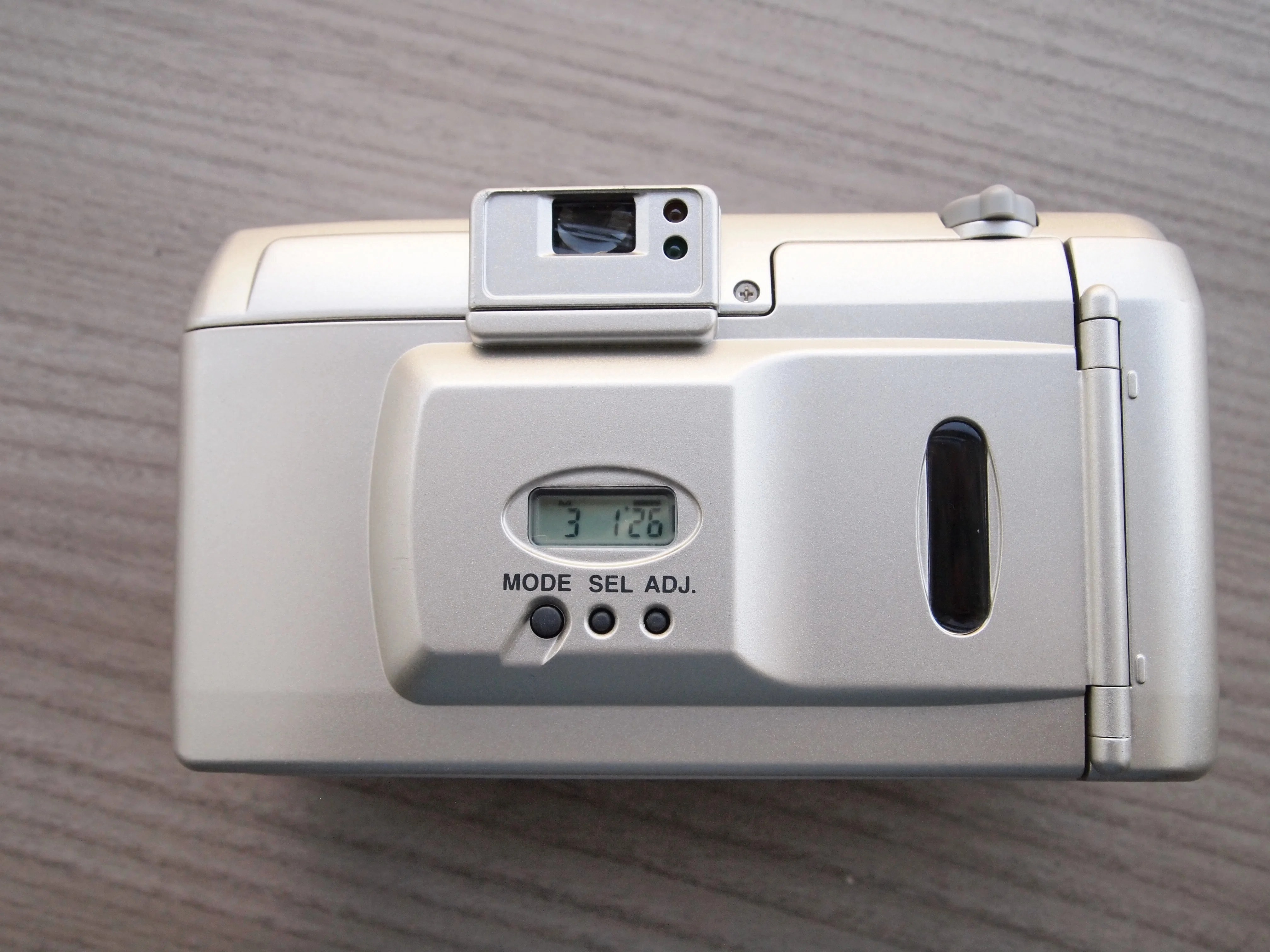 4,500円のカメラだっていいじゃない｜キハ2222