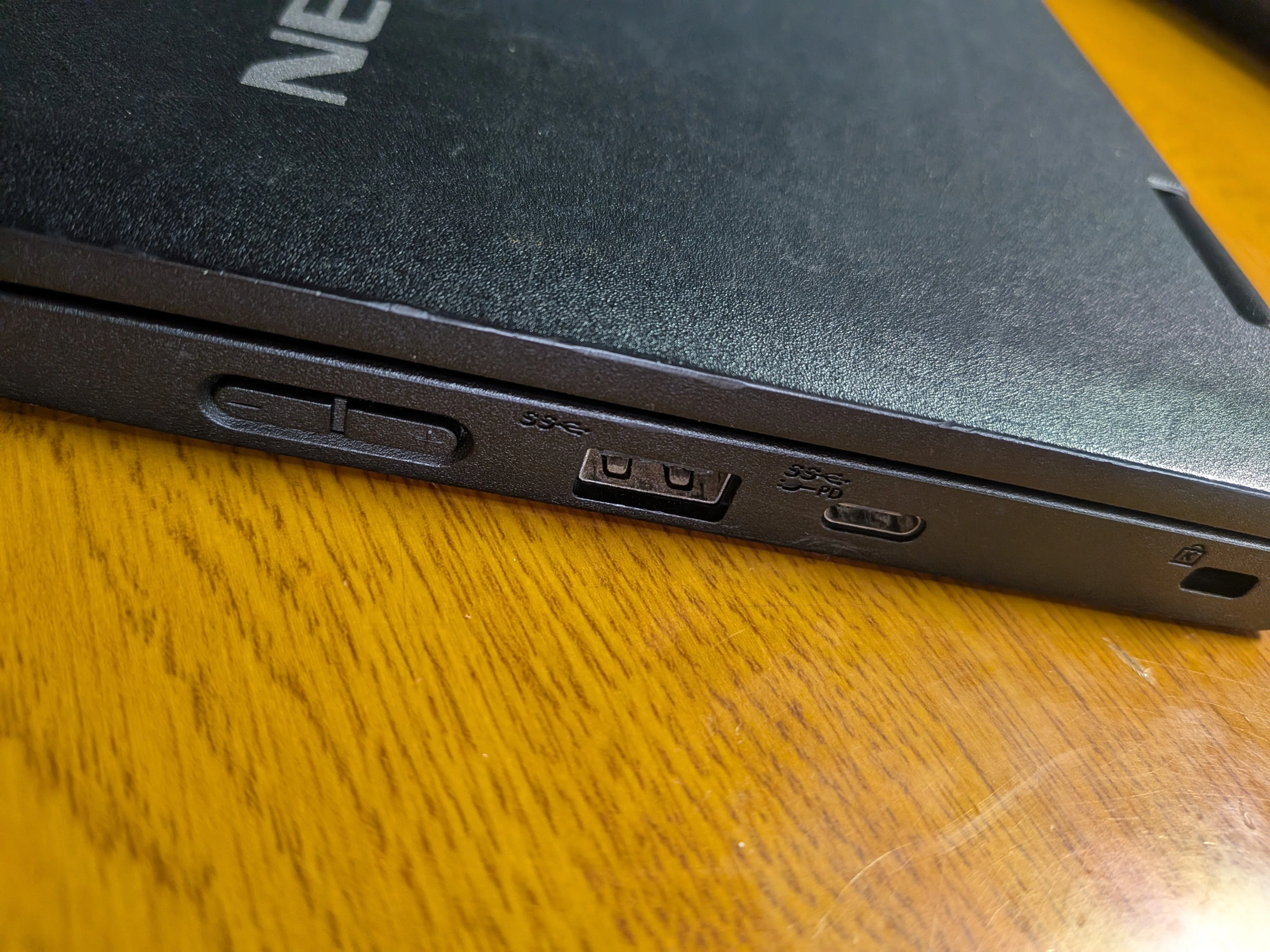 chromebookは拡張性に乏しい？｜苦労無な生活