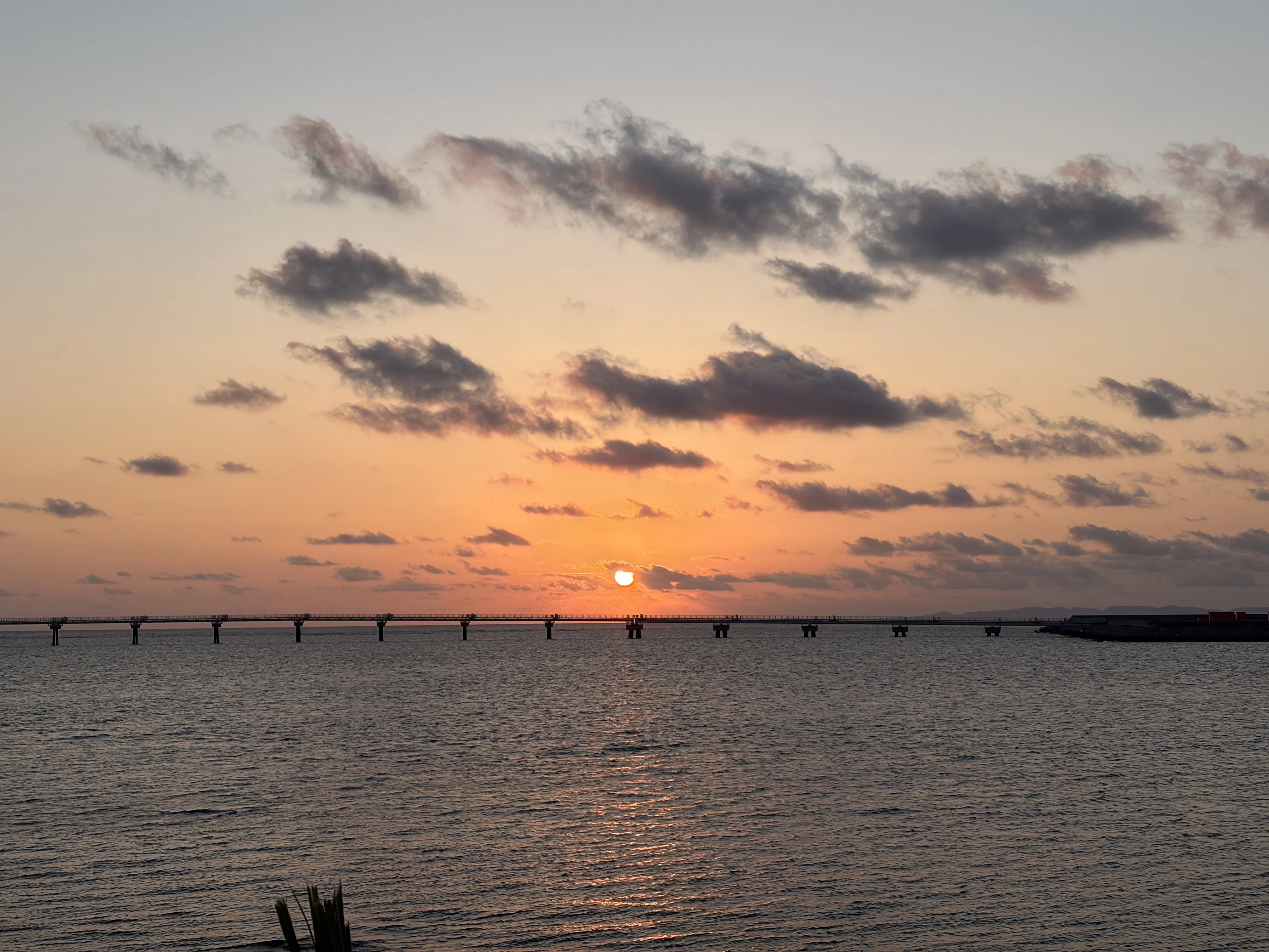 沖縄7日目】アメリカンビレッジの異質感と、心に残った瀬長島の夕日
