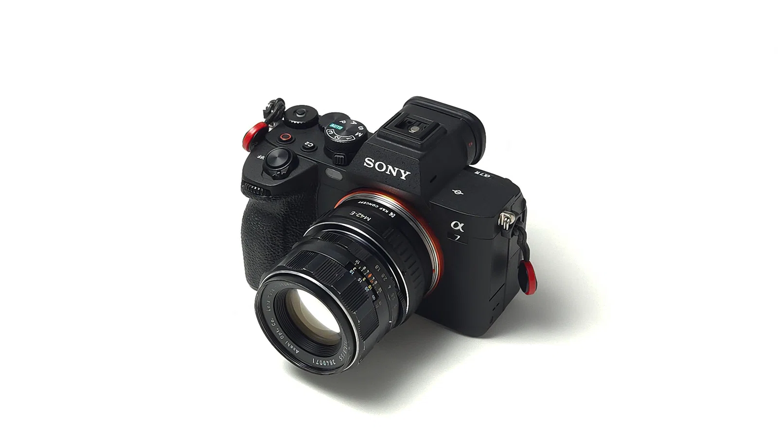 Super Takumar 55mm f1.8 (Late Model) Capturing the light of 1965